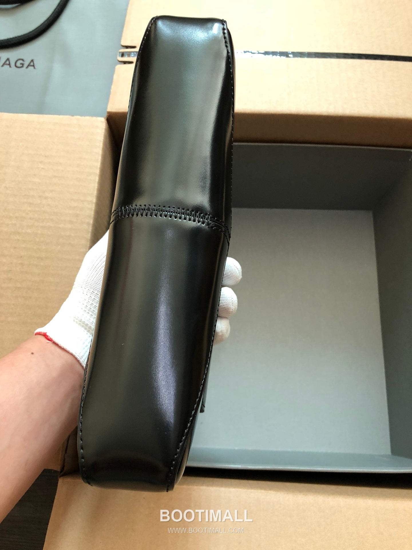 Balenciaga XX Flap Smooth Leather Shoulder Bag 발렌시아가 XX 플랩 스무스 가죽 숄더백 27cm 5