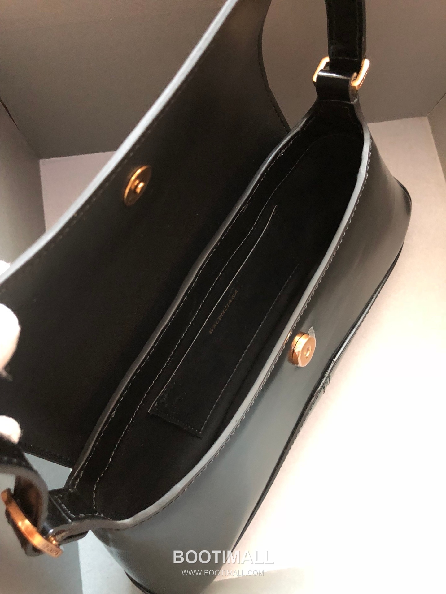 Balenciaga XX Flap Smooth Leather Shoulder Bag 발렌시아가 XX 플랩 스무스 가죽 숄더백 27cm 6