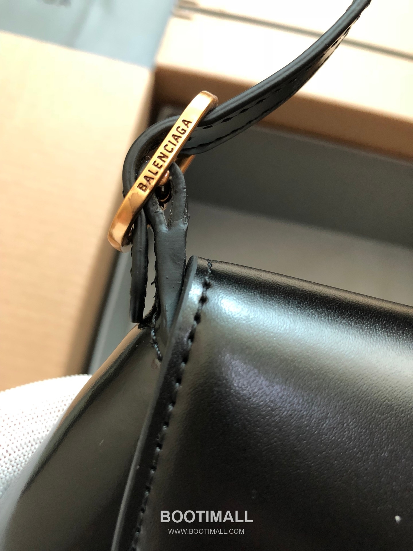 Balenciaga XX Flap Smooth Leather Shoulder Bag 발렌시아가 XX 플랩 스무스 가죽 숄더백 27cm 8