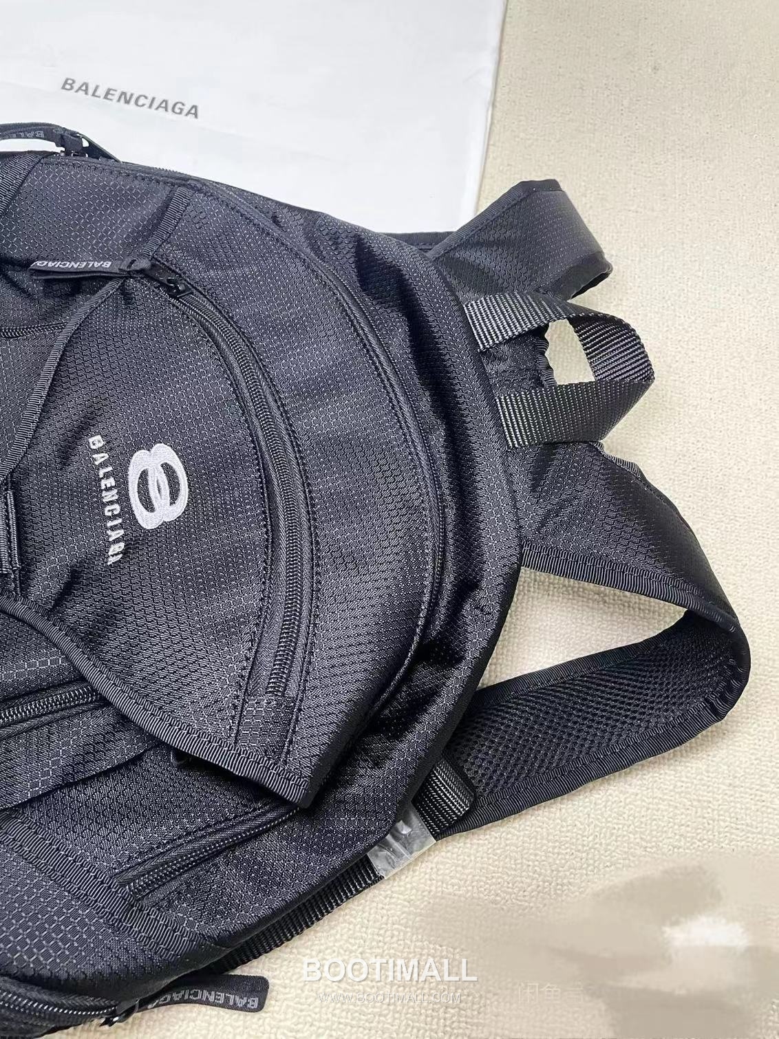 Balenciaga Unity Sports Icon Nylon Black Backpack 발렌시아가 유니티 스포츠 아이콘 나일론 블랙 백팩 37.8cm 8