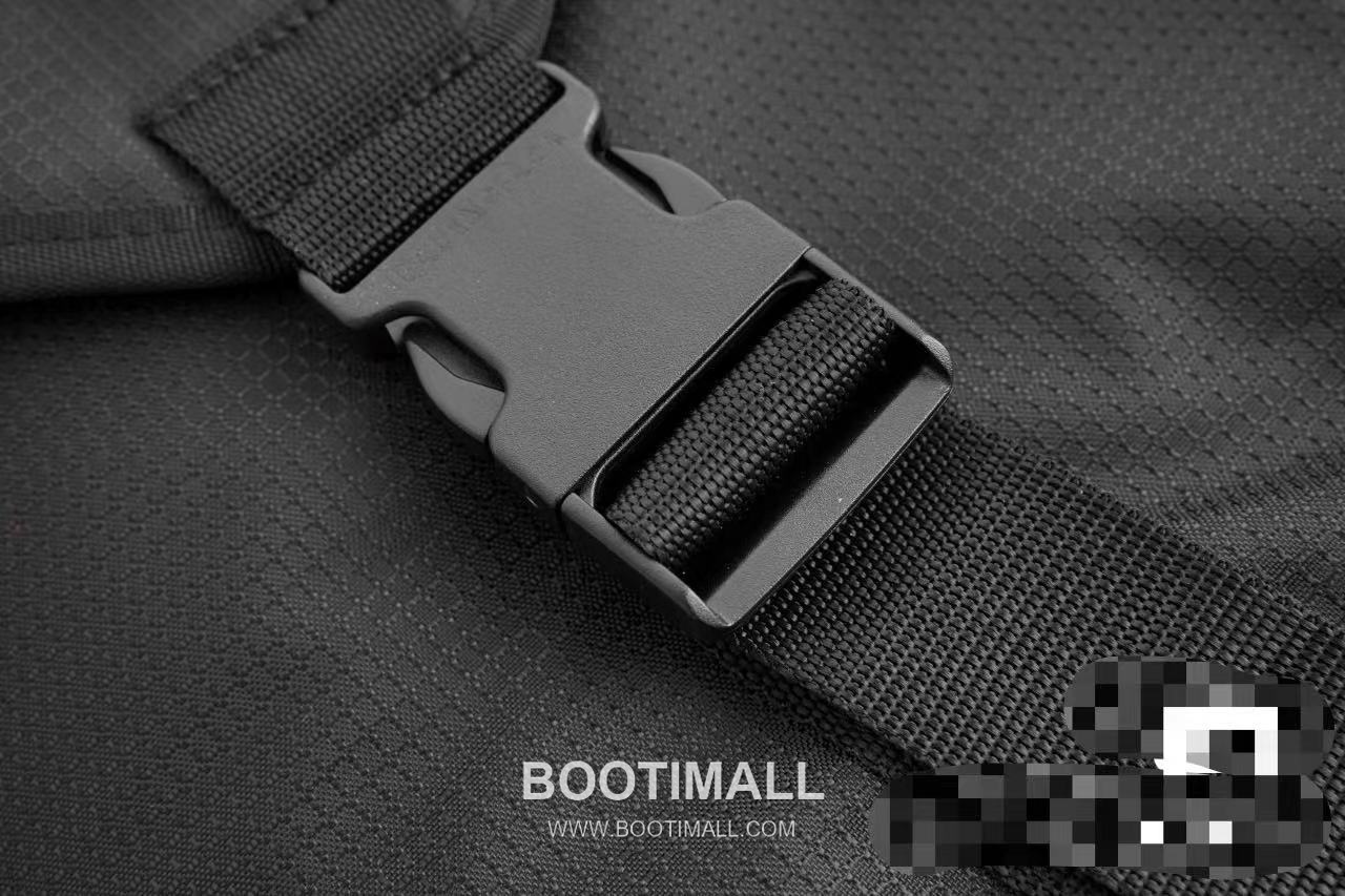 Balenciaga Unity Sports Icon Nylon Black Backpack 발렌시아가 유니티 스포츠 아이콘 나일론 블랙 백팩 37.8cm 14