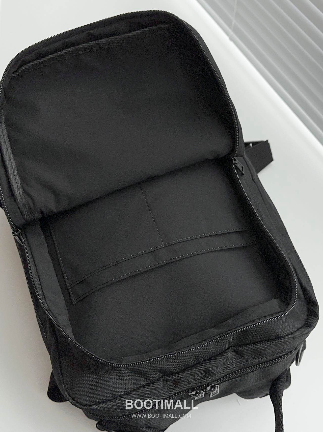 Balenciaga Army Space Nylon Backpack 발렌시아가 아미 스페이스 나일론 백팩 41cm 3