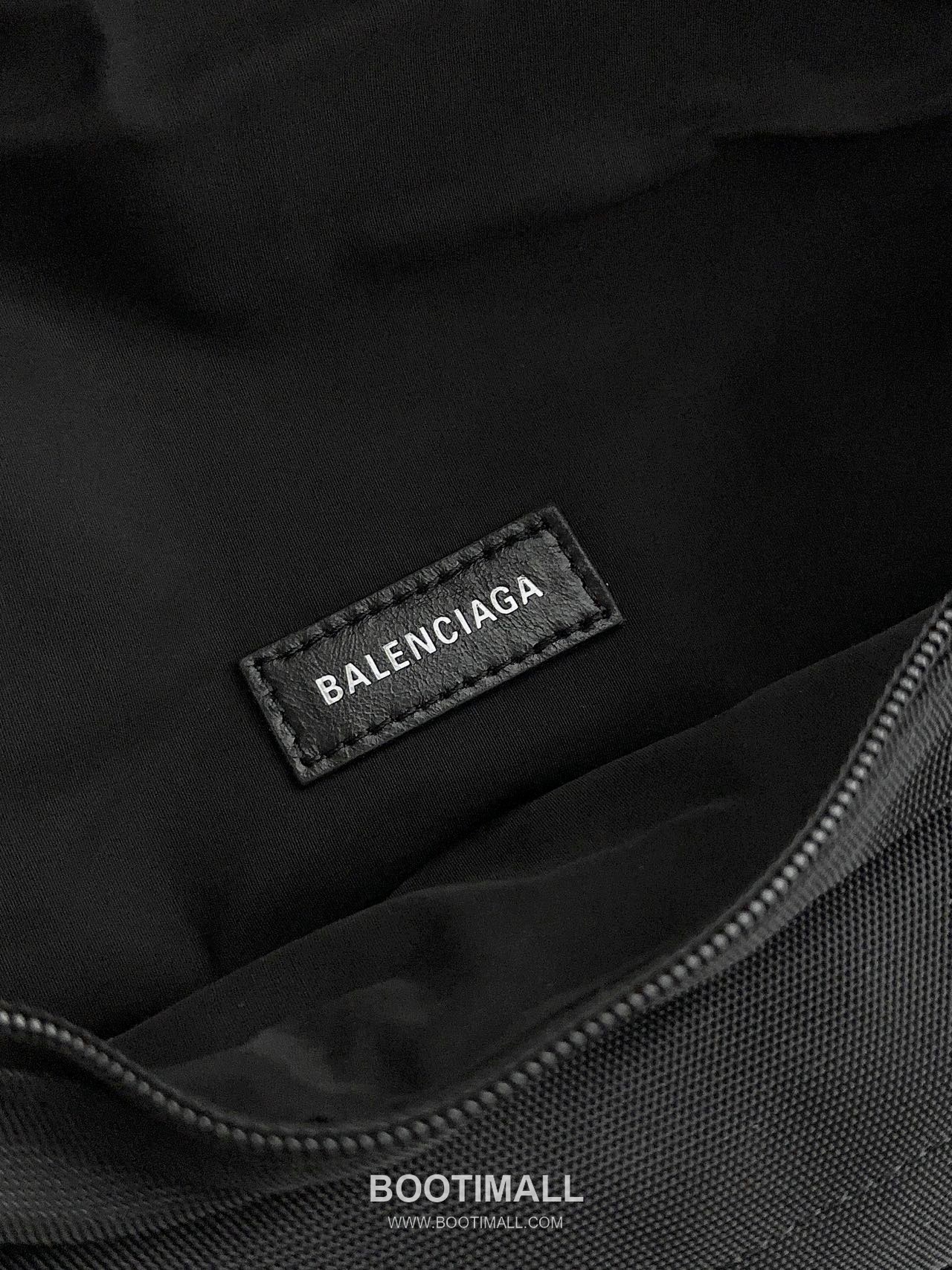 Balenciaga Mountaineering Leather Belt Bag 발렌시아가 마운티어링 가죽 벨트백 26cm 8