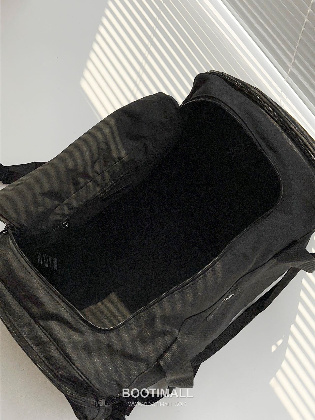 Balenciaga Explor Travel Nylon Backpack 발렌시아가 익스플로어 트래블 나일론 백팩 53cm 5