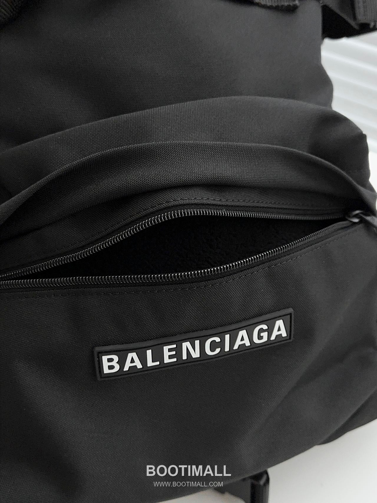 Balenciaga Skiwear SKI Recycled Nylon Backpack 발렌시아가 스키웨어 SKI 리사이클 나일론 백팩 57.9cm 8