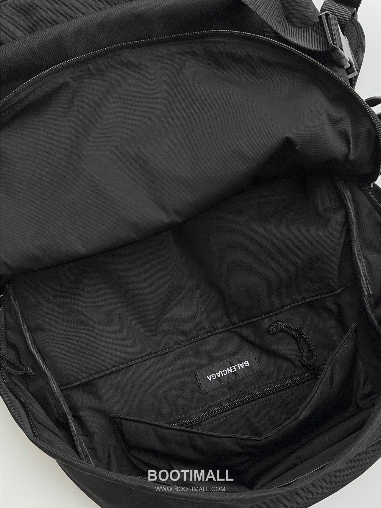Balenciaga Skiwear SKI Recycled Nylon Backpack 발렌시아가 스키웨어 SKI 리사이클 나일론 백팩 57.9cm 12