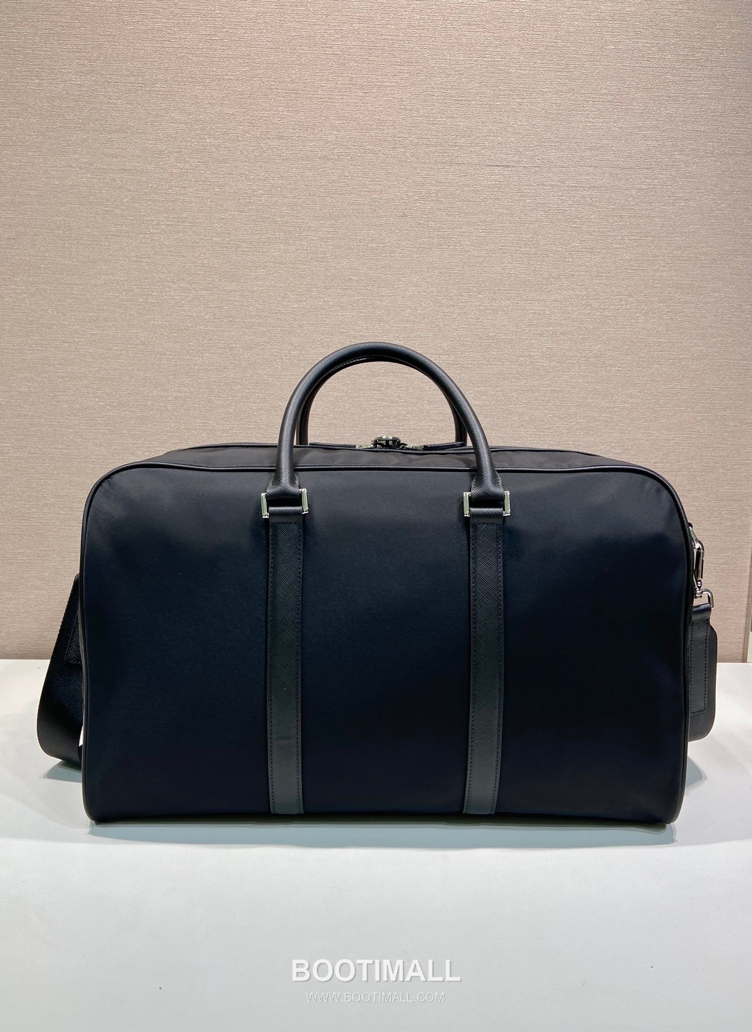 Prada Re-Nylon Travel Bag 2VC014 프라다 리나일론 사피아노 가죽 트리밍 트래블백 45cm 3
