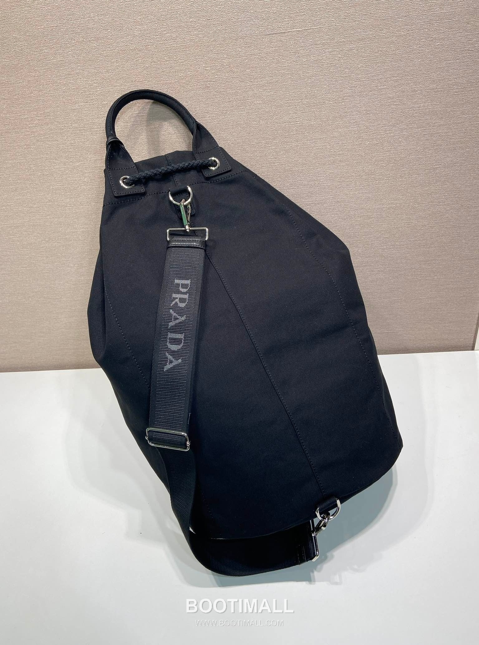 Prada Linen Blend Drawstring Travel Bag 2VY011 프라다 린넨 혼방 가죽 트리밍 드로스트링 트래블백 55cm 4
