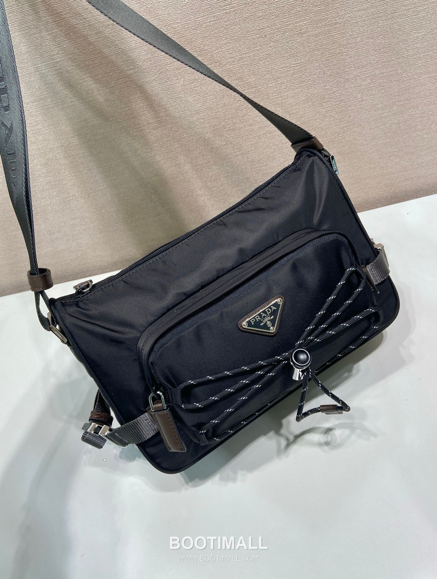 Prada Re-Nylon Messenger Bag 2VH192 프라다 리나일론 가죽 트리밍 메신저백 28cm 2