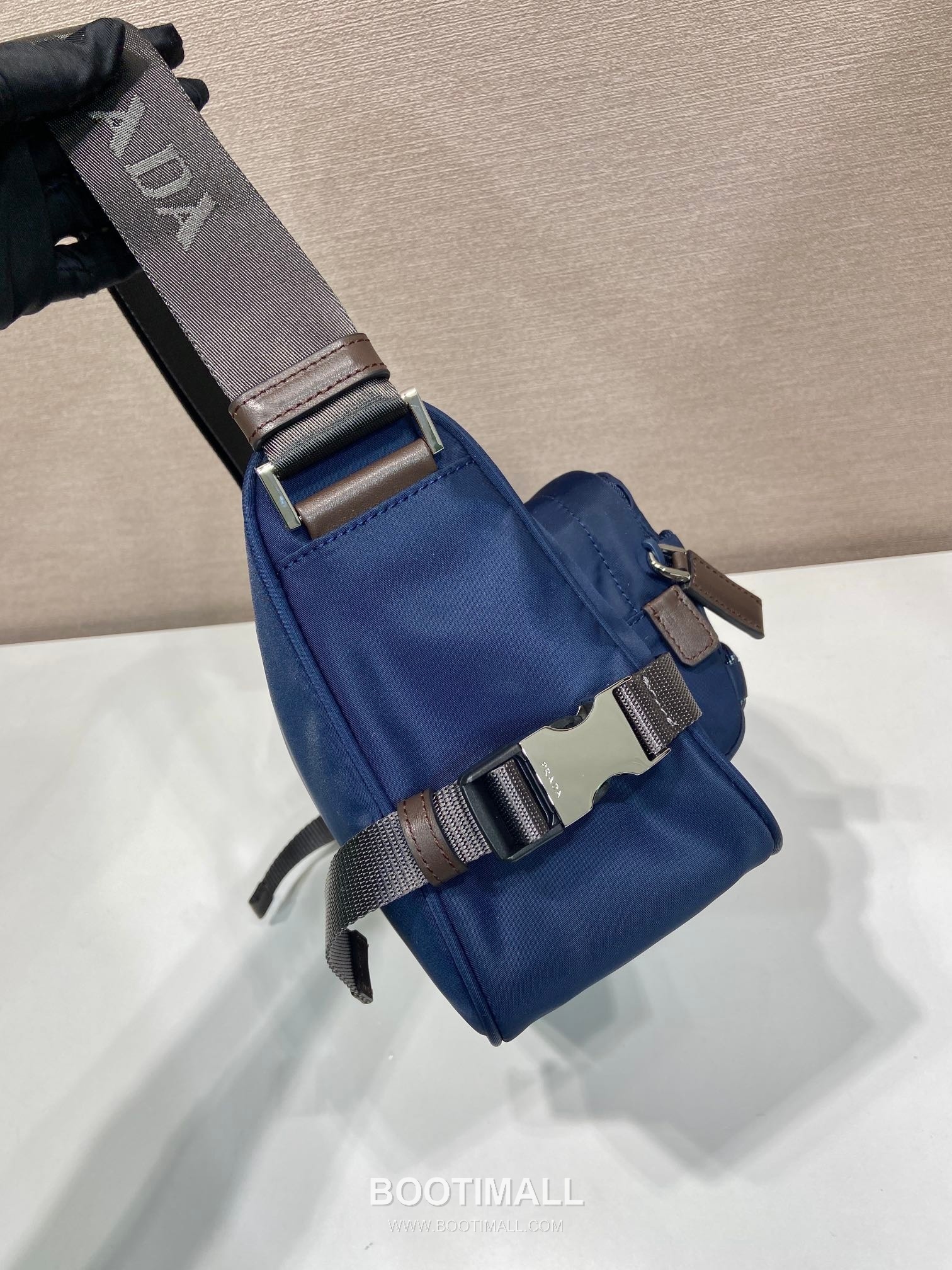 Prada Re-Nylon Messenger Bag 2VH192 프라다 리나일론 가죽 트리밍 메신저백 28cm 5