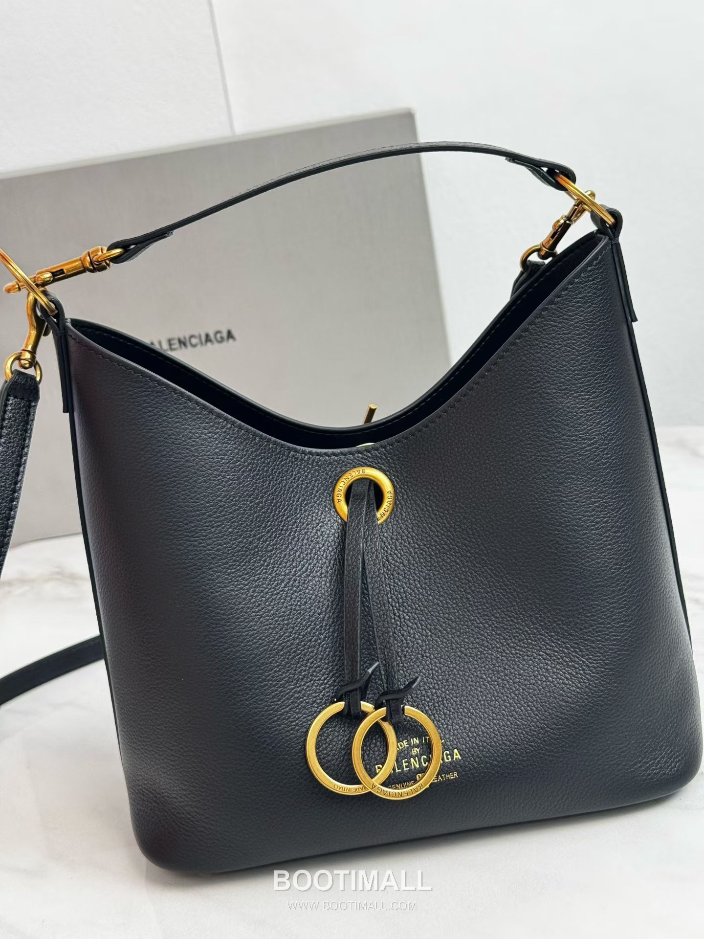 Balenciaga Carrie Hobo Grained Leather Small Shoulder Bag 발렌시아가 캐리 호보 그레인 가죽 스몰 숄더백 25cm 3