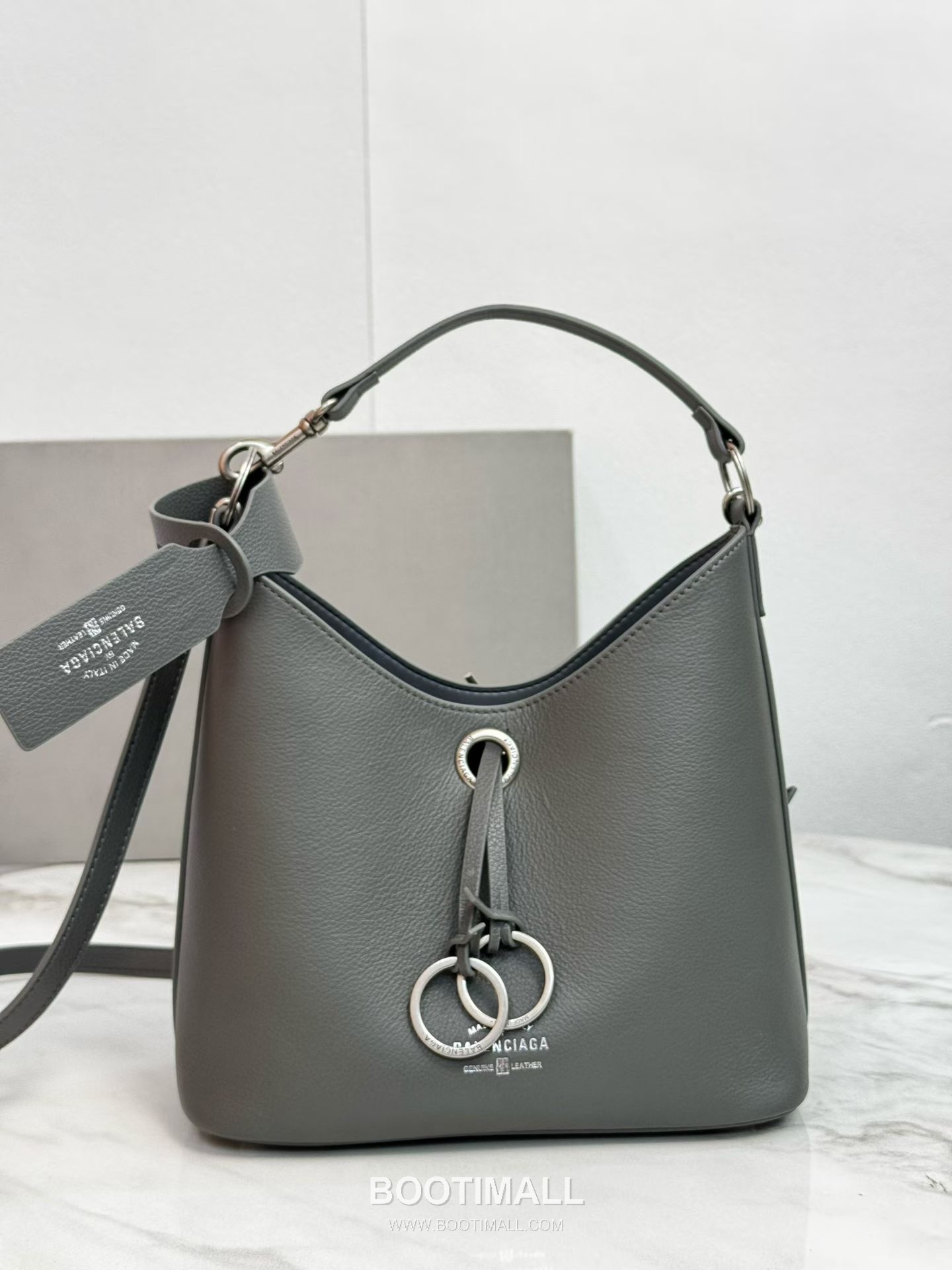 Balenciaga Carrie Hobo Grained Leather Small Shoulder Bag 발렌시아가 캐리 호보 그레인 가죽 스몰 숄더백 25cm 3
