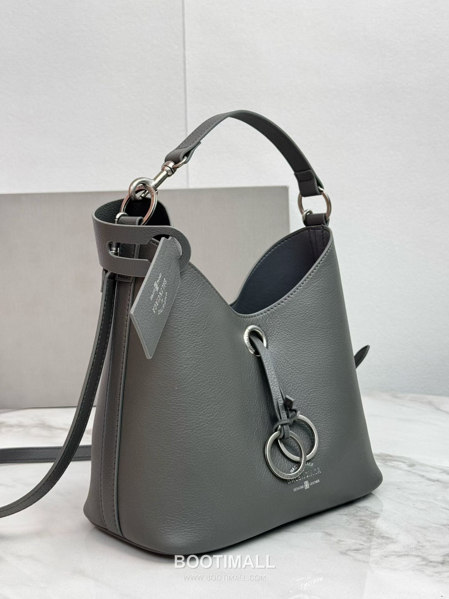 Balenciaga Carrie Hobo Grained Leather Small Shoulder Bag 발렌시아가 캐리 호보 그레인 가죽 스몰 숄더백 25cm 4