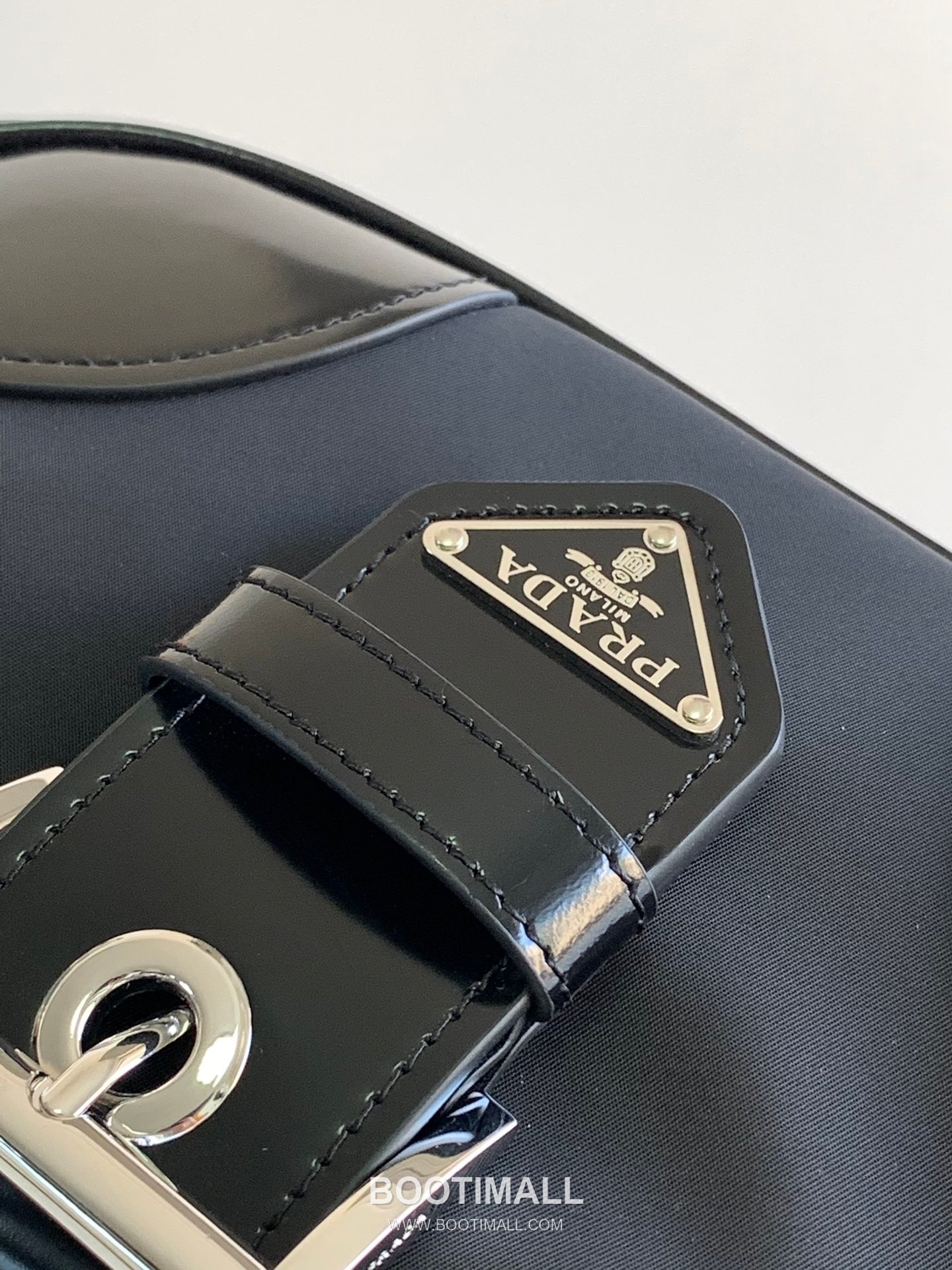 Prada Moon Re-Nylon Leather Shoulder Bag 1BA381 프라다 문 리나일론 가죽 트리밍 숄더백 22.5cm 5