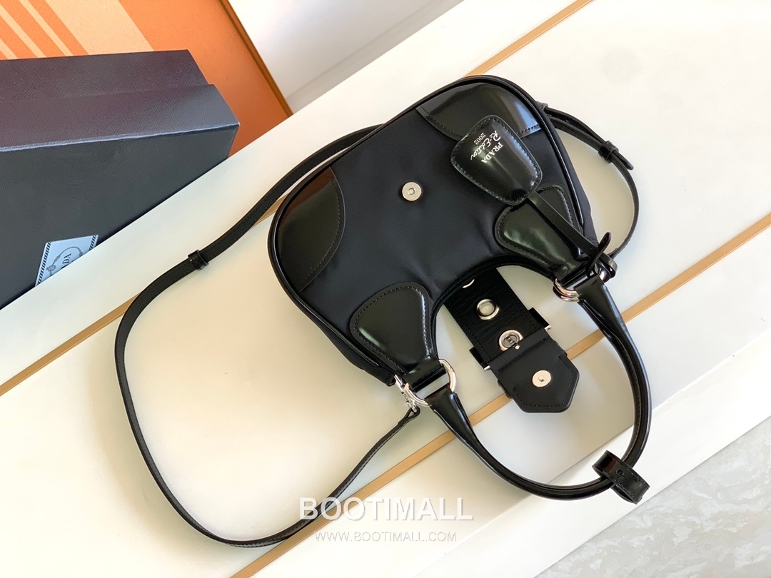 Prada Moon Re-Nylon Leather Shoulder Bag 1BA381 프라다 문 리나일론 가죽 트리밍 숄더백 22.5cm 7