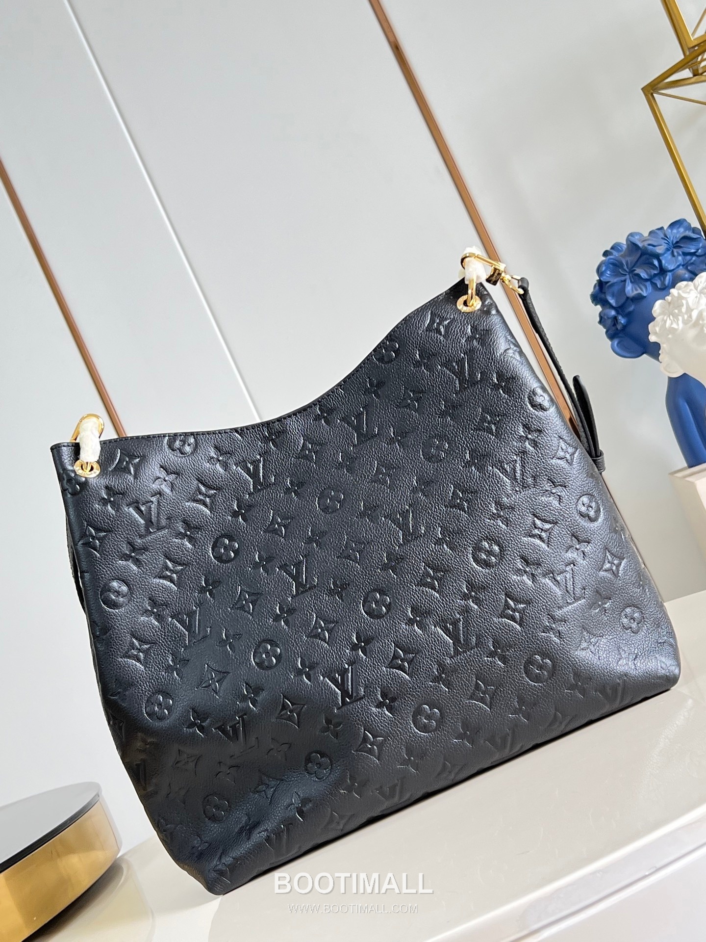 Louis Vuitton Hobo Métis Monogram Empreinte Leather Shoulder Bag M27937 루이비통 호보 메티스 모노그램 앙프렝뜨 가죽 숄더백 35cm 5