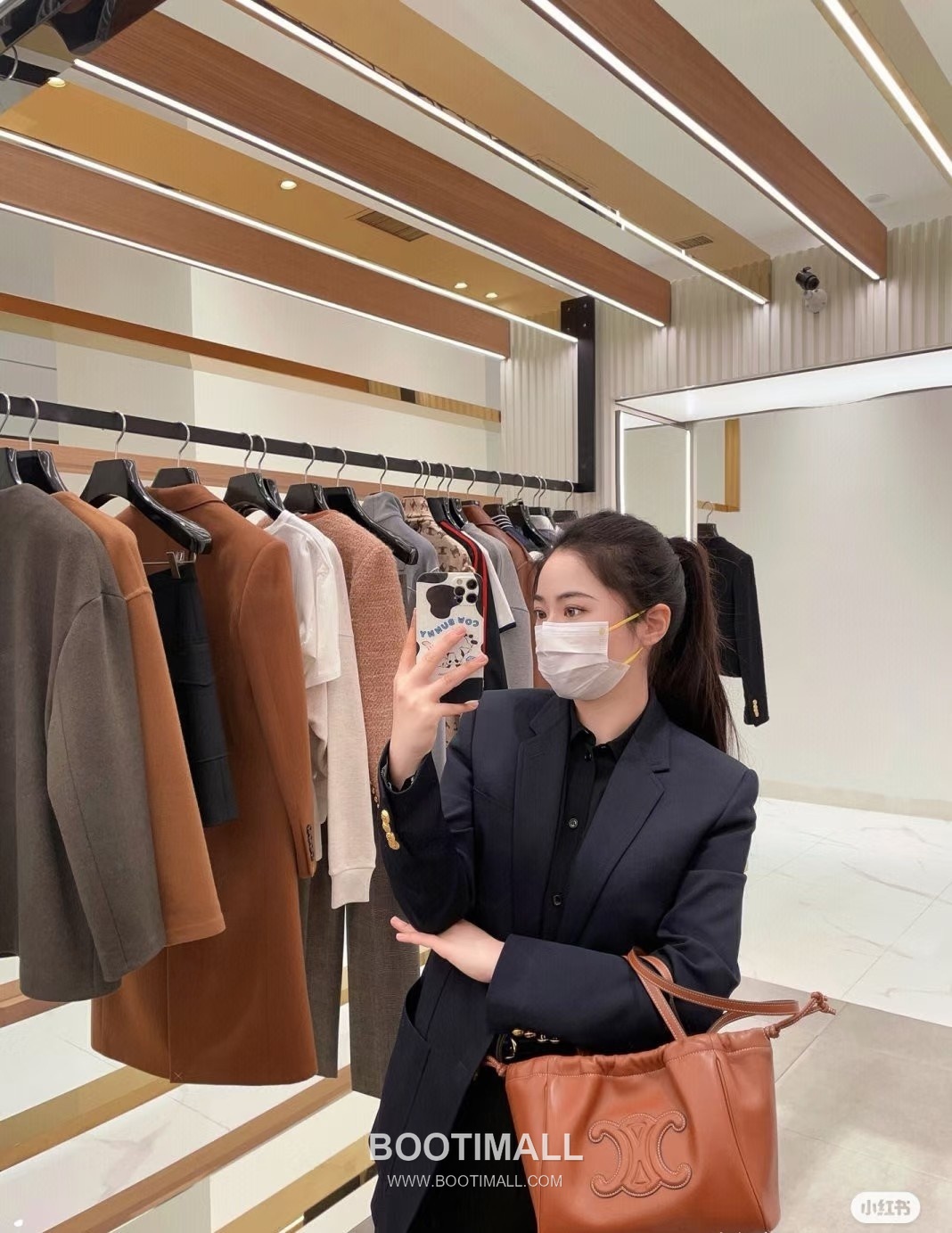 Celine Triomphe Drawstring 111013 Smooth Calfskin Bucket Bag 셀린느 트리옹프 드로우스트링 111013 스무스 카프스킨 버킷백 22cm 9