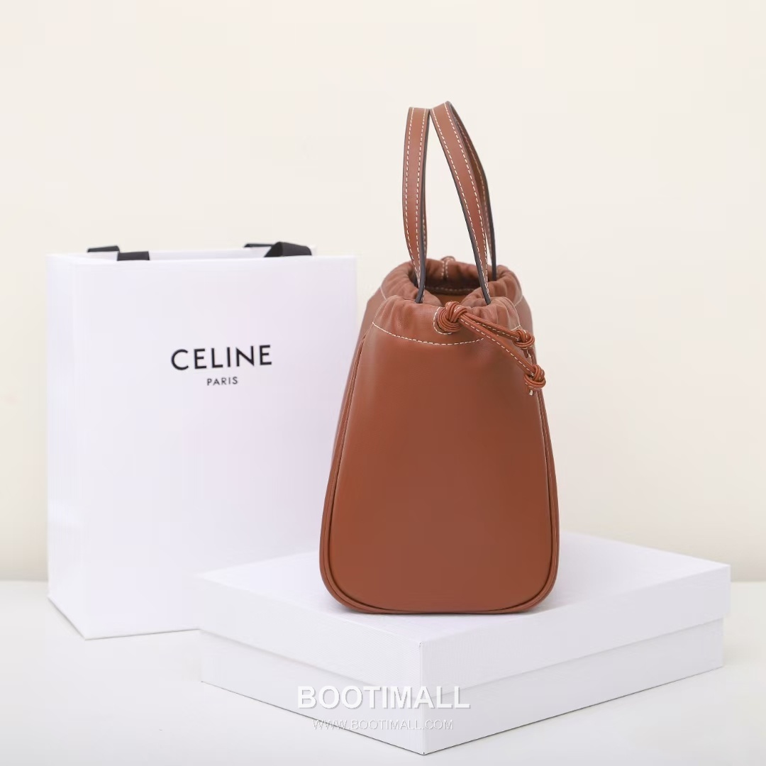 Celine Triomphe Drawstring 111013 Smooth Calfskin Bucket Bag 셀린느 트리옹프 드로우스트링 111013 스무스 카프스킨 버킷백 22cm 12