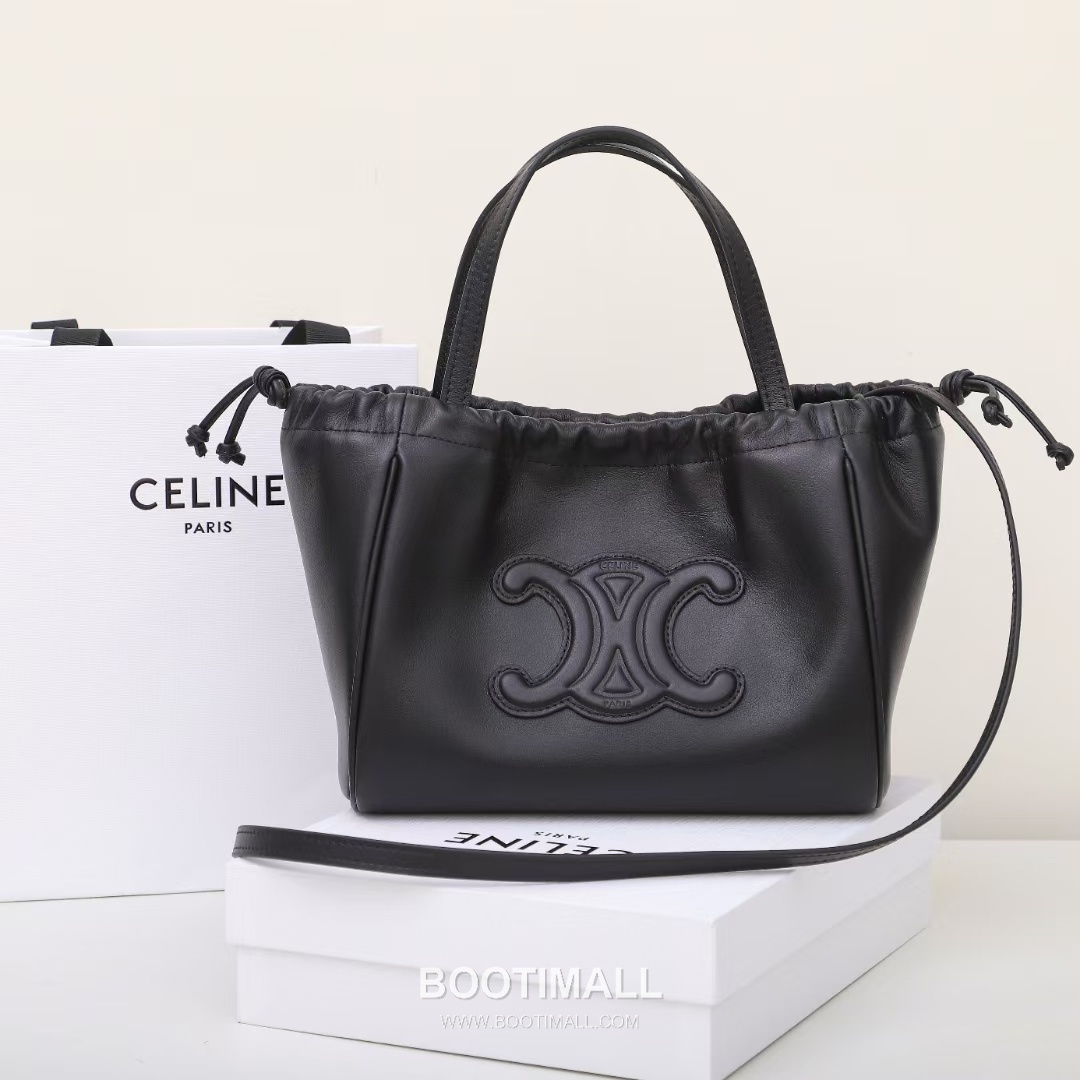 CELINE Triomphe Embossed Smooth Calfskin Bucket Bag 111013 셀린느 트리옹프 엠보싱 스무스 카프스킨 버킷백 22cm 4
