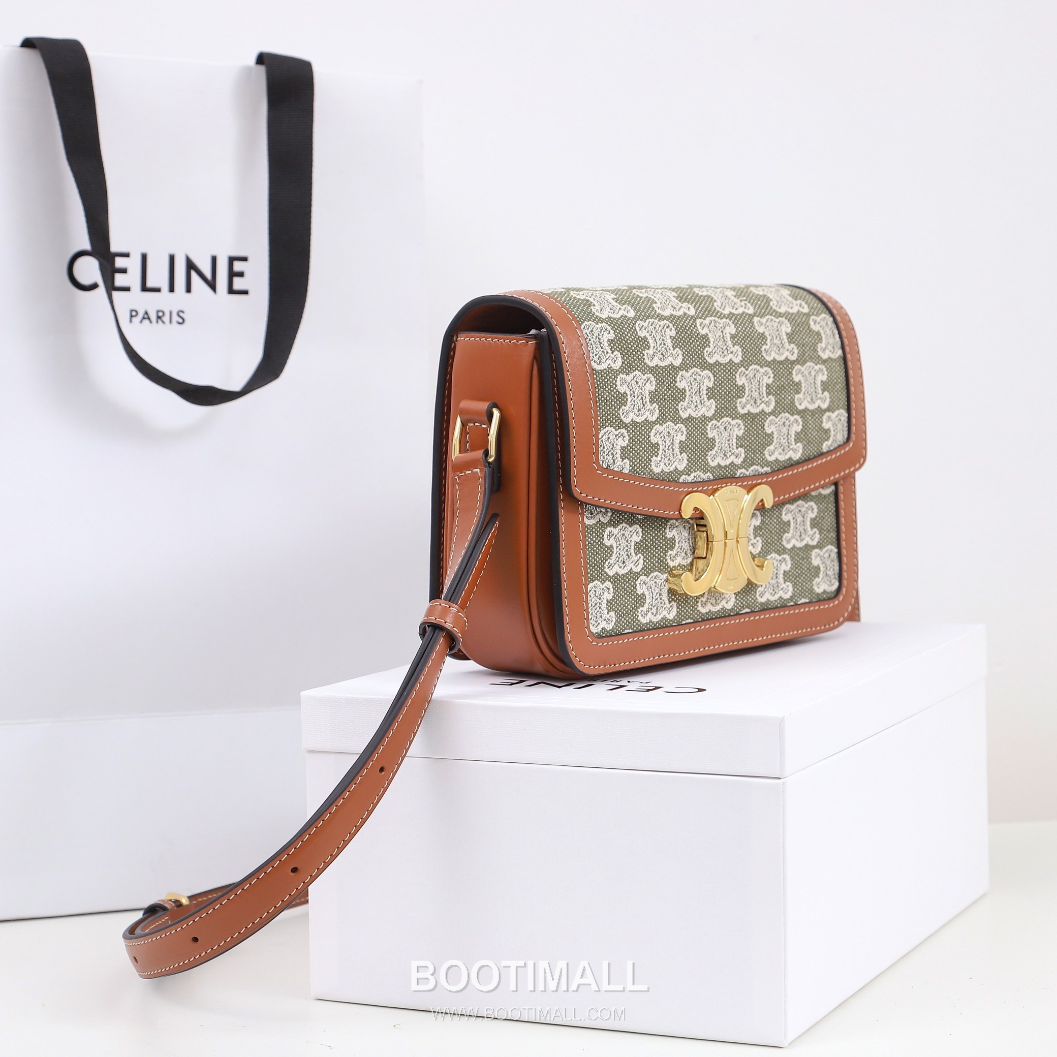 CELINE Triomphe Denim Embroidered Canvas Shoulder Bag 188882 셀린느 트리옹프 데님 자카드 캔버스 가죽 트리밍 숄더백 18.5cm 2