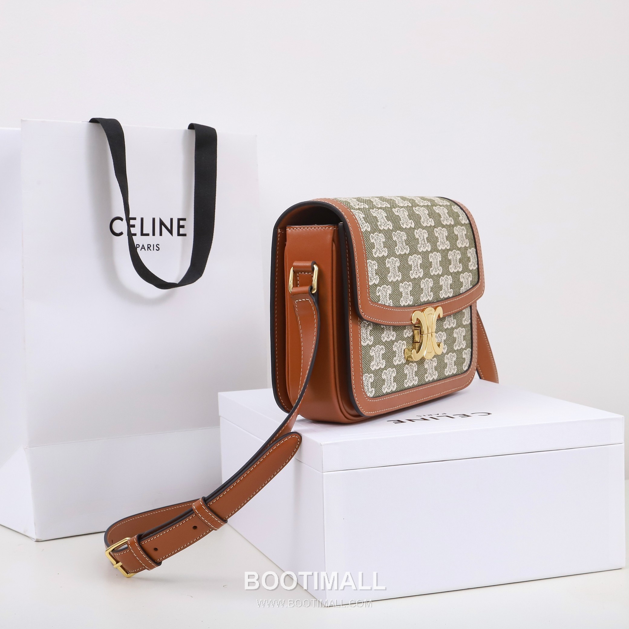 CELINE Triomphe Denim Embroidered Canvas Shoulder Bag 191242 셀린느 트리옹프 데님 자카드 캔버스 가죽 트리밍 숄더백 22.5cm 2
