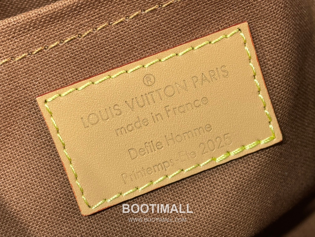 Louis Vuitton Keepall Bandouliere Nigo 25 Monogram Canvas Brown Duffle Bag 루이비통 키폴 반둘리에 니고 25 M15428 모노그램 캔버스 브라운 더플백 25cm 13