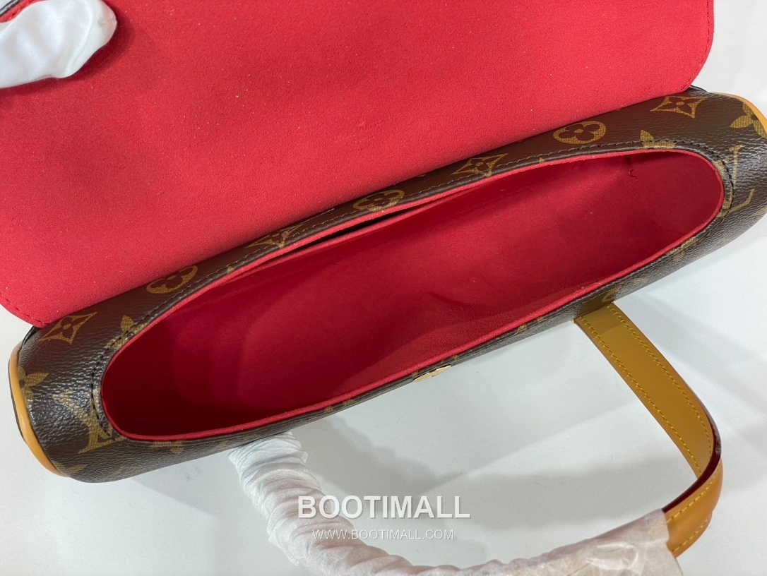 Louis Vuitton Vintage Monogram Canvas Baguette Bag M51902 루이비통 빈티지 모노그램 캔버스 바게트 숄더백 28cm 7