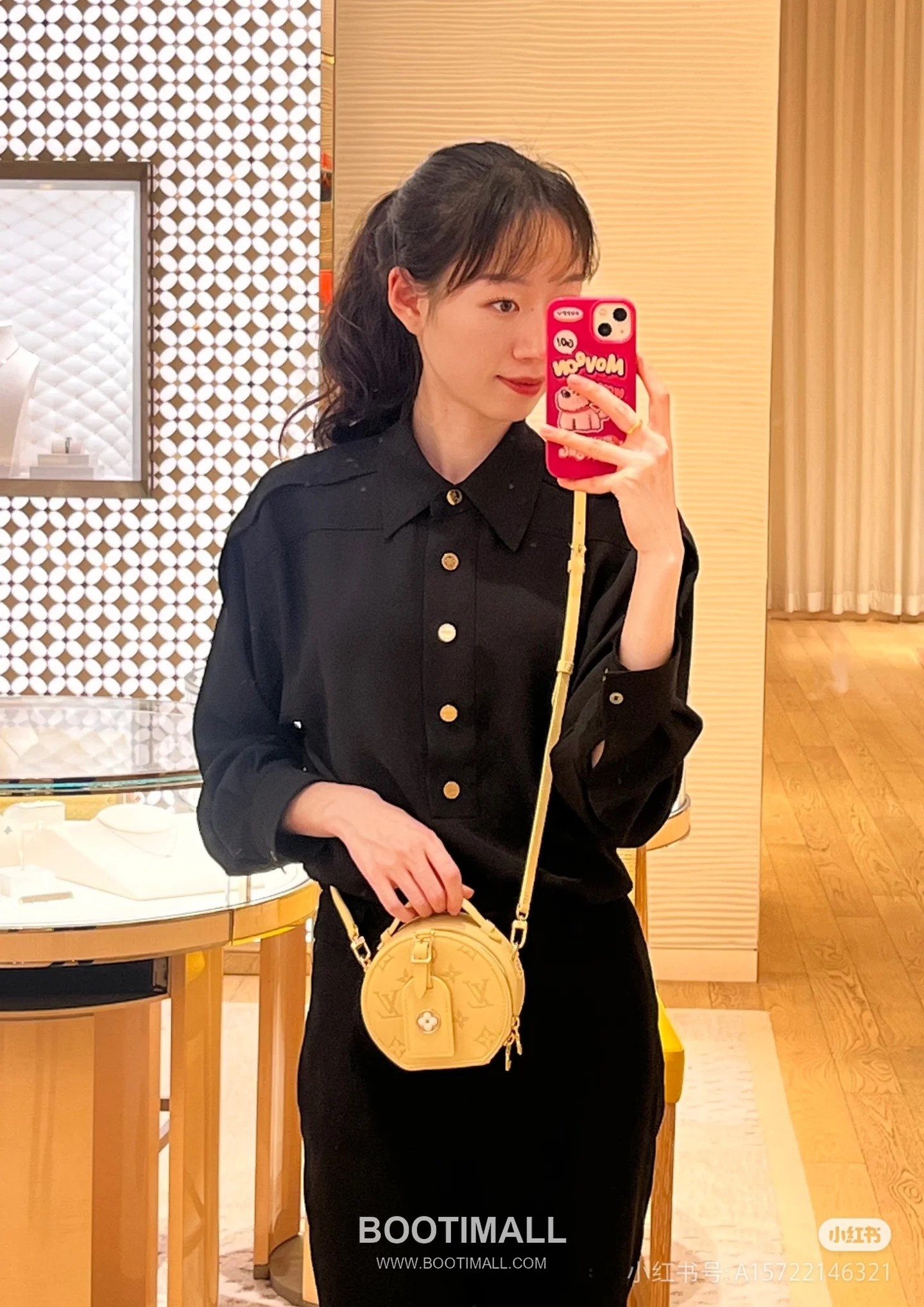 Louis Vuitton Mini Boîte Chapeau Perforated Leather Bag M11294 루이비통 미니 부아트 샤포 퍼포레이티드 가죽 숄더백 13cm 4