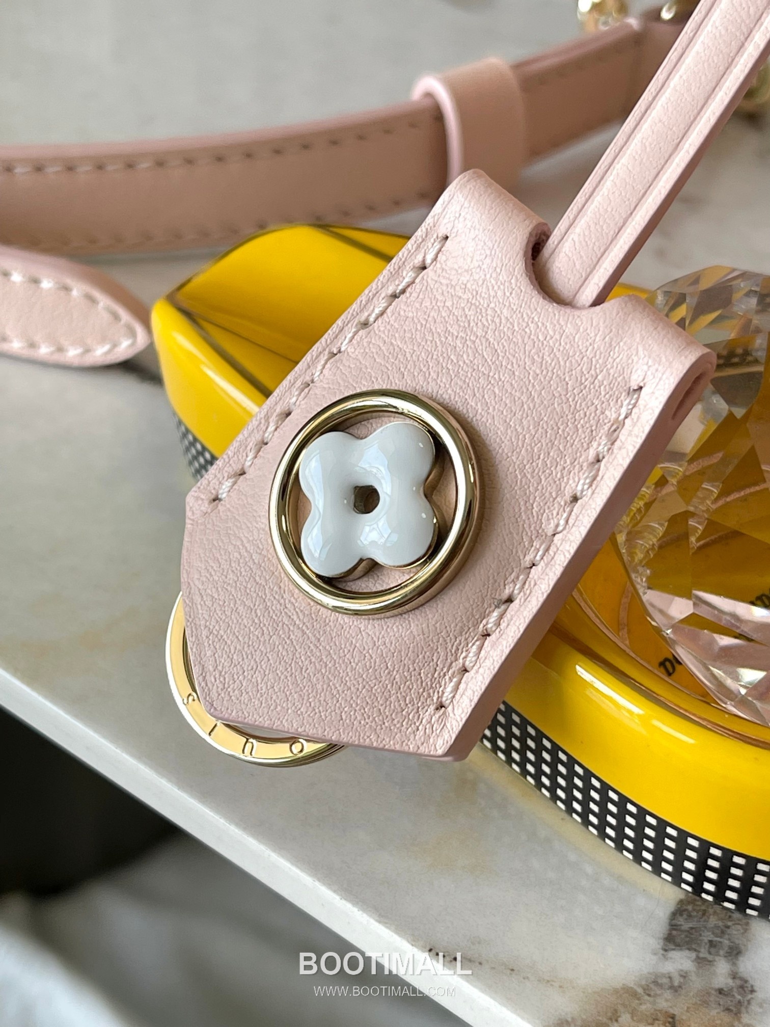 Louis Vuitton Speedy Bandoulière 20 Perforated Leather Bag M11276 루이비통 스피디 반둘리에 20 퍼포레이티드 가죽 토트백 20.5cm 6