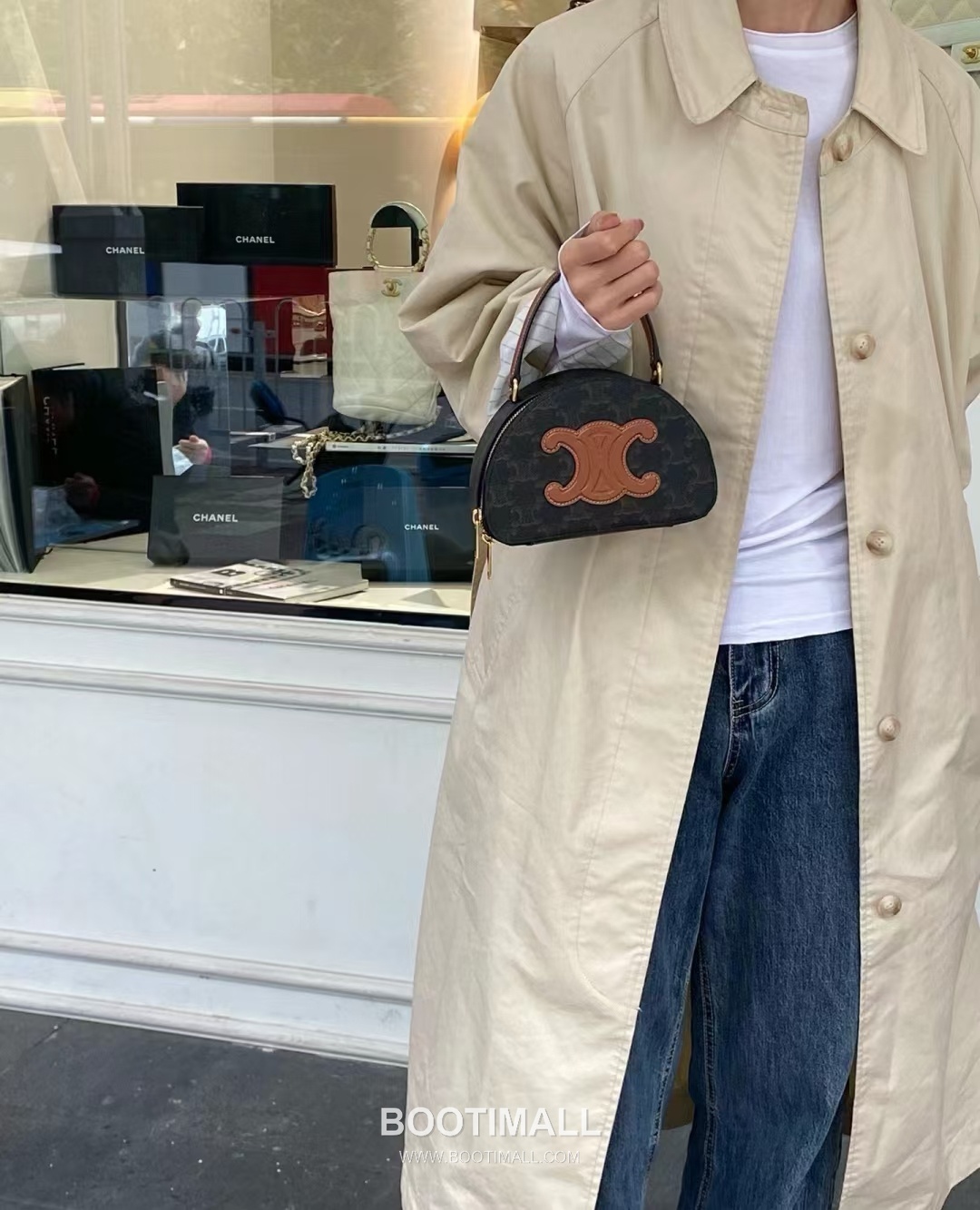 Celine Triomphe Monogram Half-Moon Italian Cowhide Brown Top Handle Bag 셀린느 트리옹프 모노그램 하프문 10K642 이탈리아 소가죽 브라운 탑핸들백 18cm 3