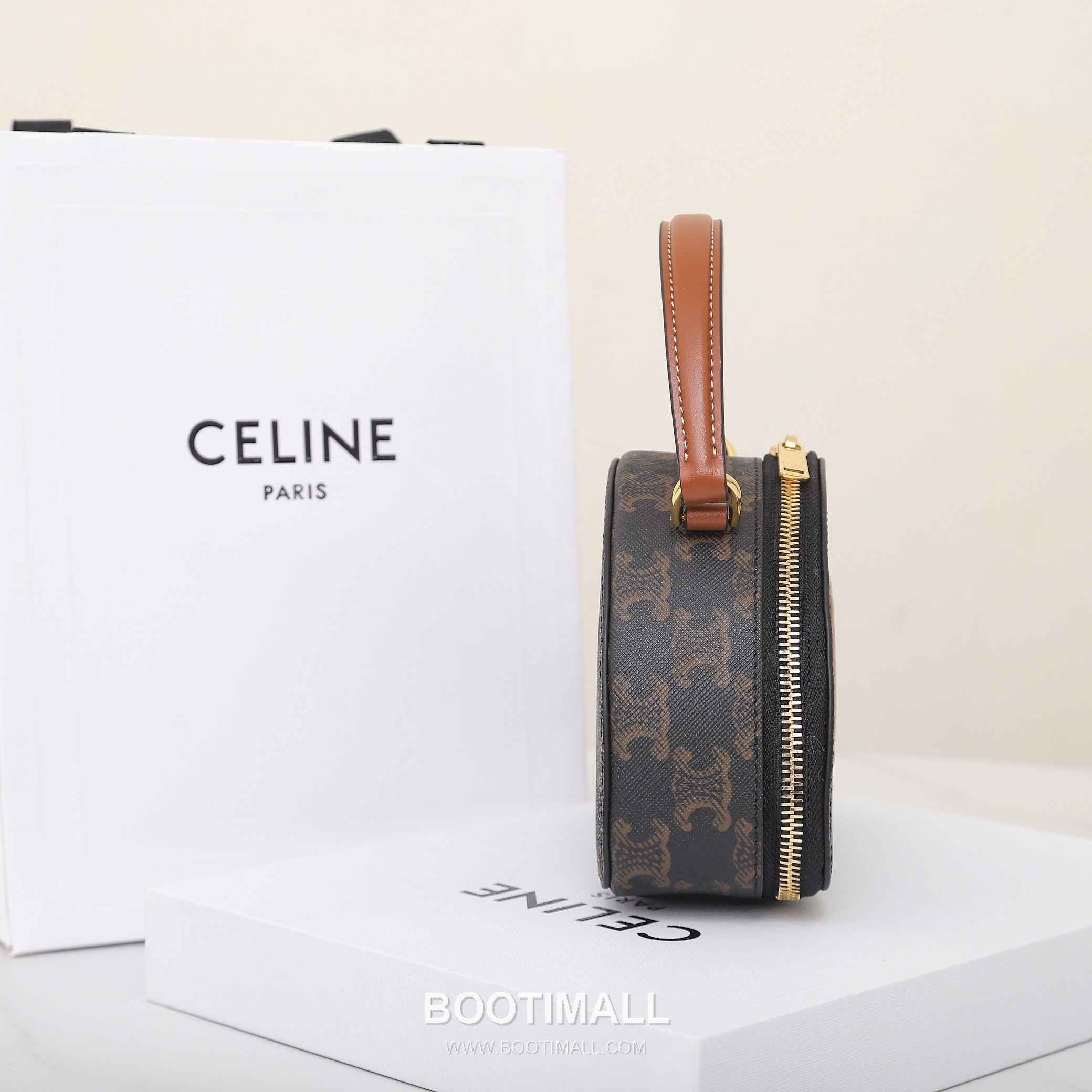 Celine Triomphe Monogram Half-Moon Italian Cowhide Brown Top Handle Bag 셀린느 트리옹프 모노그램 하프문 10K642 이탈리아 소가죽 브라운 탑핸들백 18cm 12