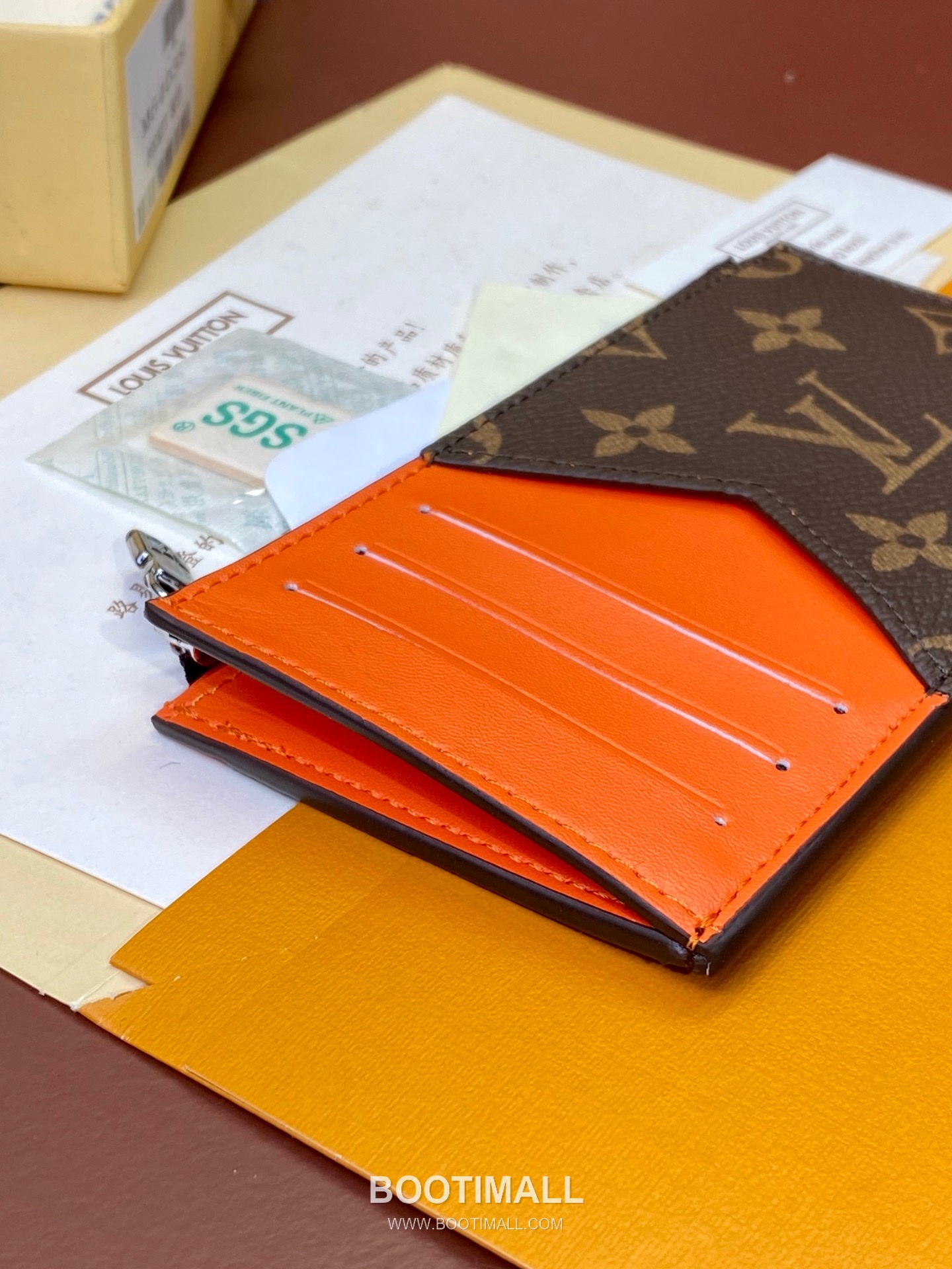 Louis Vuitton Coin Card Holder Taiga Leather Wallet M64038 루이비통 코인 카드홀더 타이가 가죽 카드지갑 12cm 7
