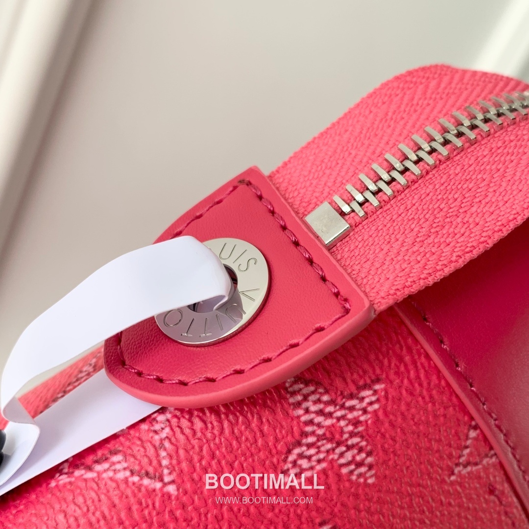 Louis Vuitton Pochette Voyage Souple Monogram Eclipse Canvas Clutch Bag M12665 루이비통 포쉐트 보야주 수플 모노그램 이클립스 캔버스 클러치백 32cm 7