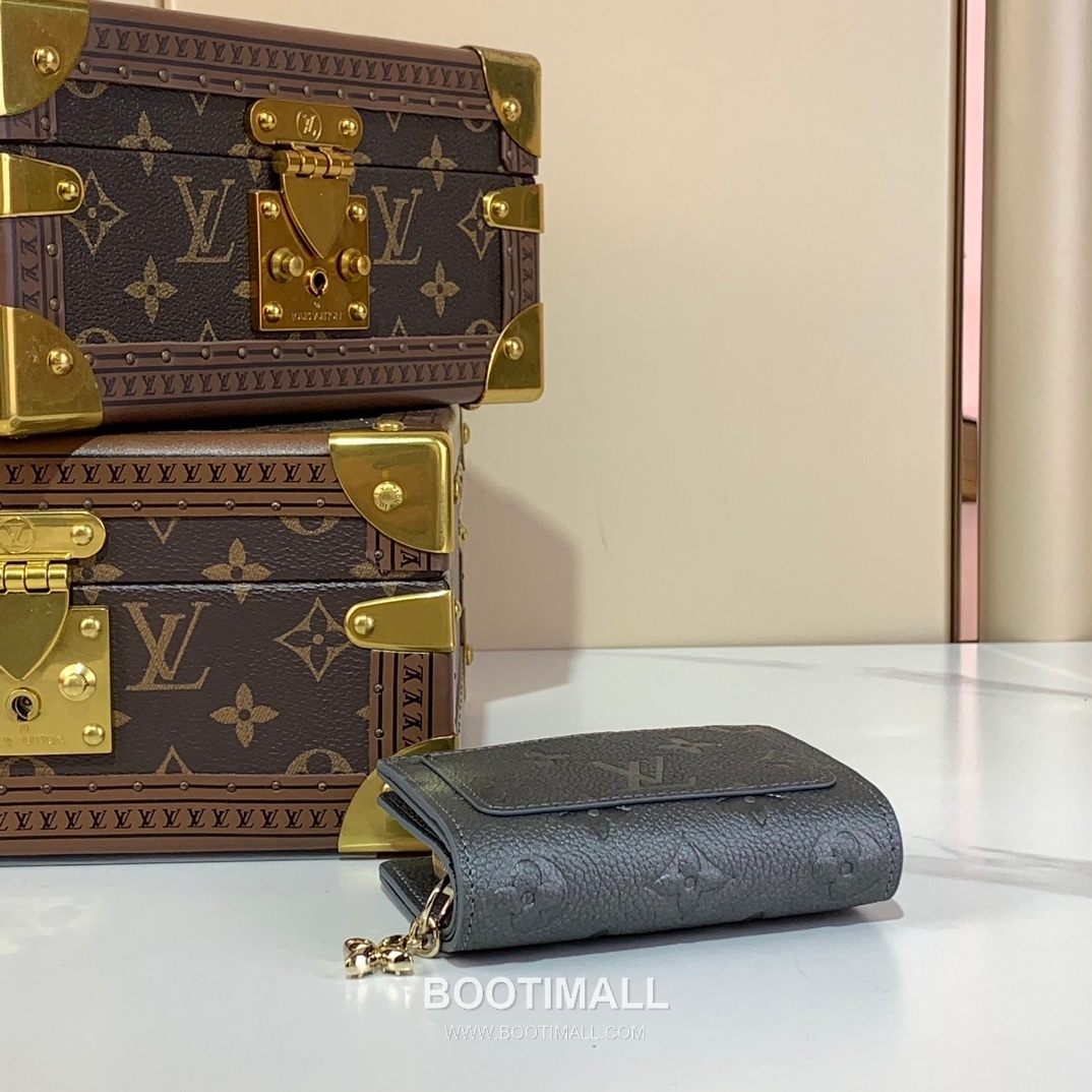 Louis Vuitton Lisa Wallet Monogram Empreinte Leather Wallet 루이비통 리사 월릿 모노그램 앙프렝뜨 레더 지갑 11.5cm 4