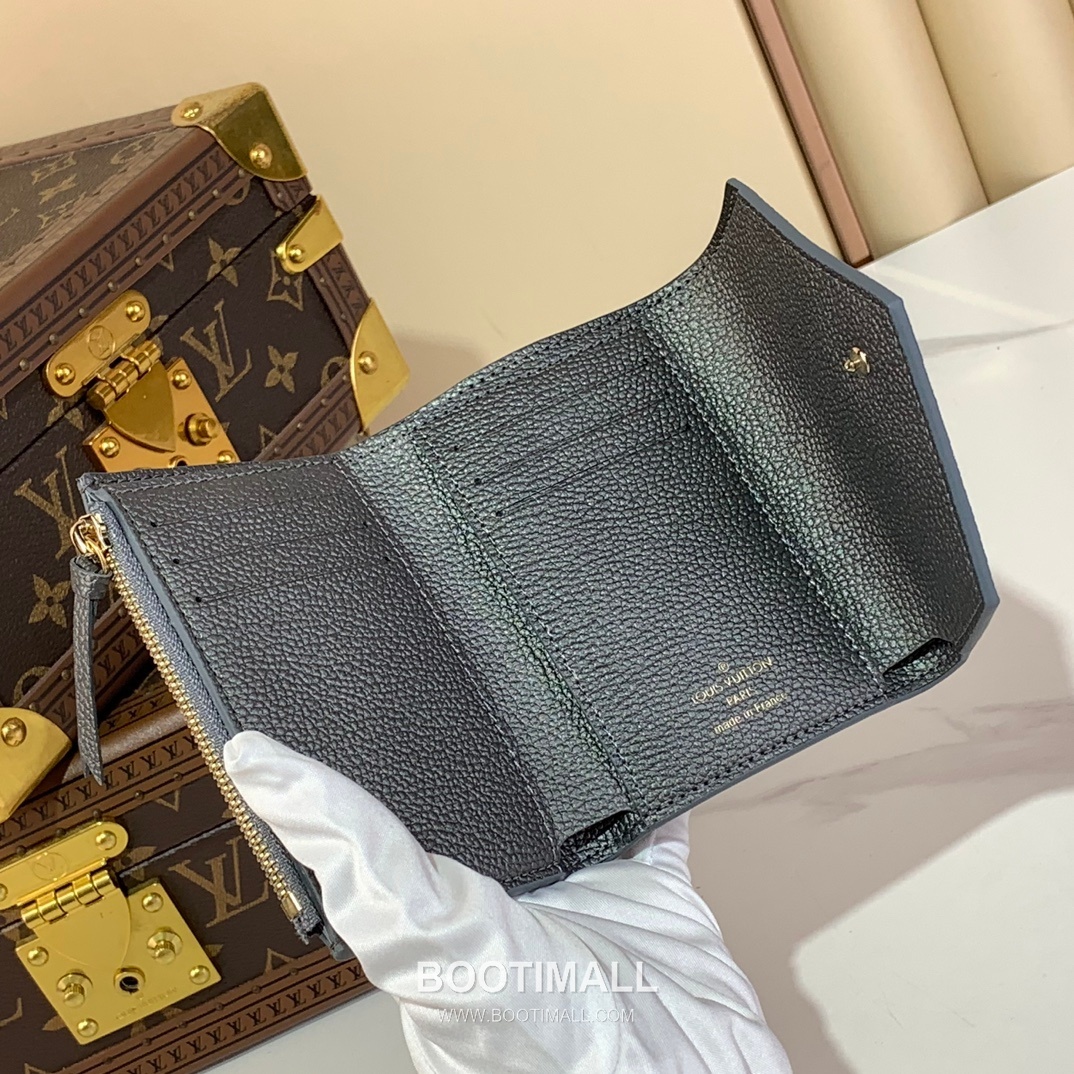 Louis Vuitton Victorine Wallet Monogram Empreinte Leather Wallet 루이비통 빅토린 월릿 모노그램 앙프렝뜨 레더 지갑 12cm 9