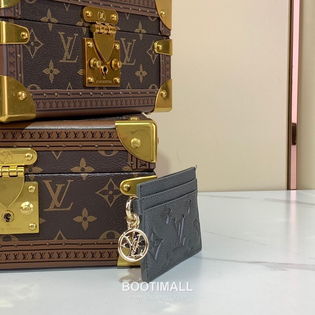 Louis Vuitton Charms Card Holder Monogram Empreinte Leather Wallet 루이비통 참스 카드 홀더 모노그램 앙프렝뜨 레더 카드지갑 10.2cm 2