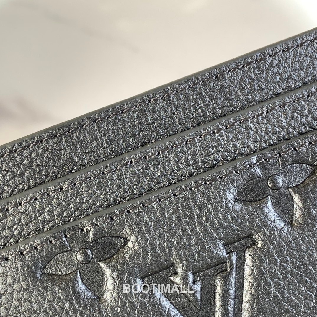 Louis Vuitton Charms Card Holder Monogram Empreinte Leather Wallet 루이비통 참스 카드 홀더 모노그램 앙프렝뜨 레더 카드지갑 10.2cm 6