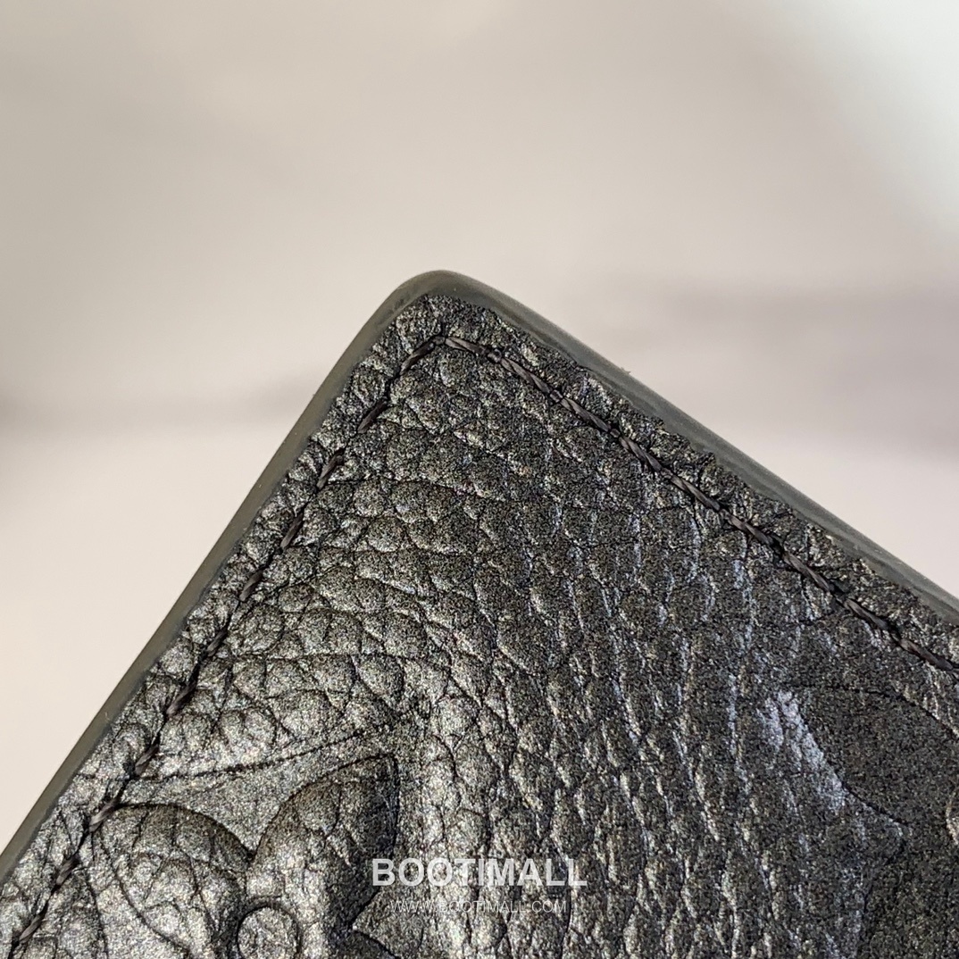 Louis Vuitton Charms Card Holder Monogram Empreinte Leather Wallet 루이비통 참스 카드 홀더 모노그램 앙프렝뜨 레더 카드지갑 10.2cm 7