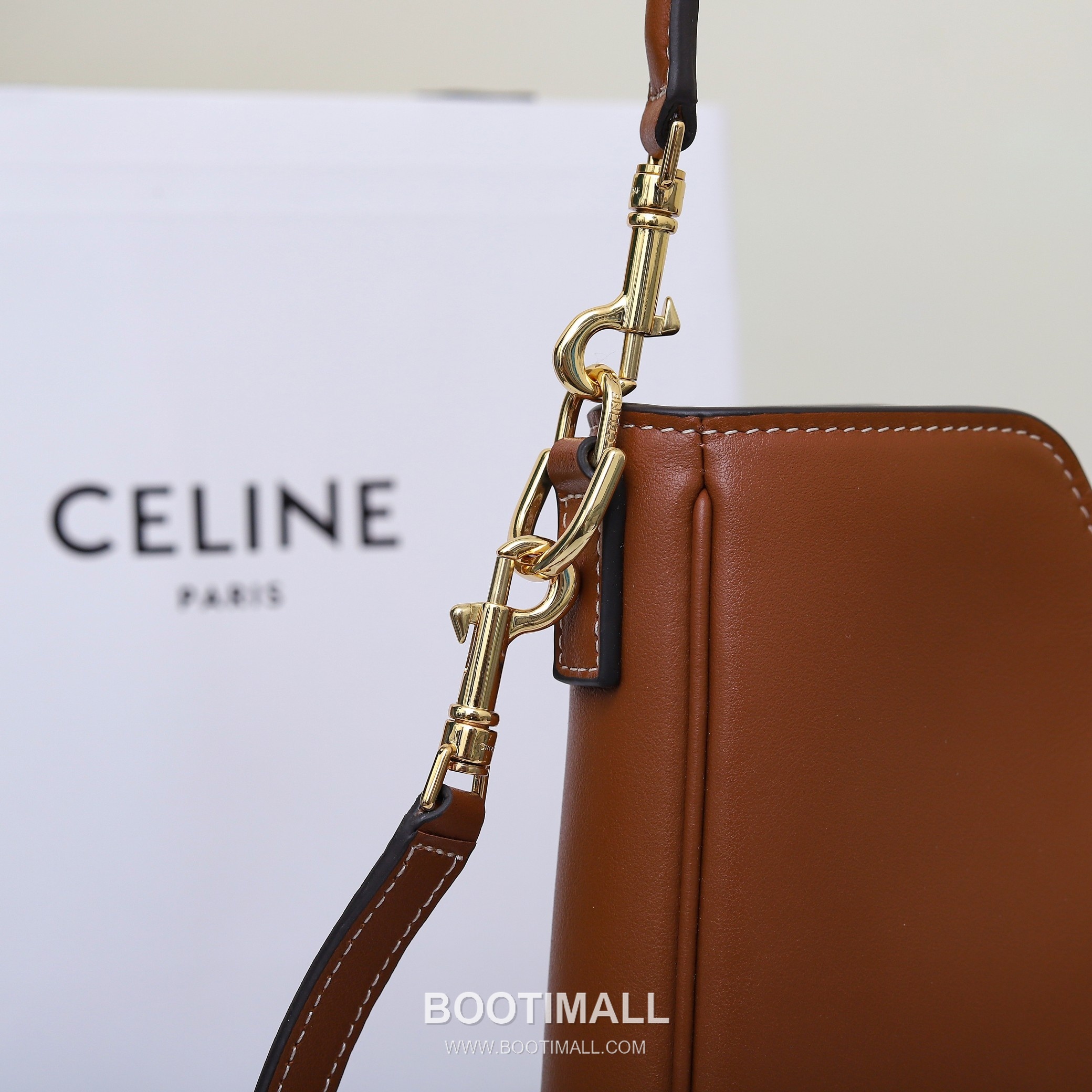 Louis Vuitton Lock Chain Italian Cowhide Brown Crossbody Bag 루이비통 락 체인 이탈리아 소가죽 브라운 크로스백 24.5cm 17