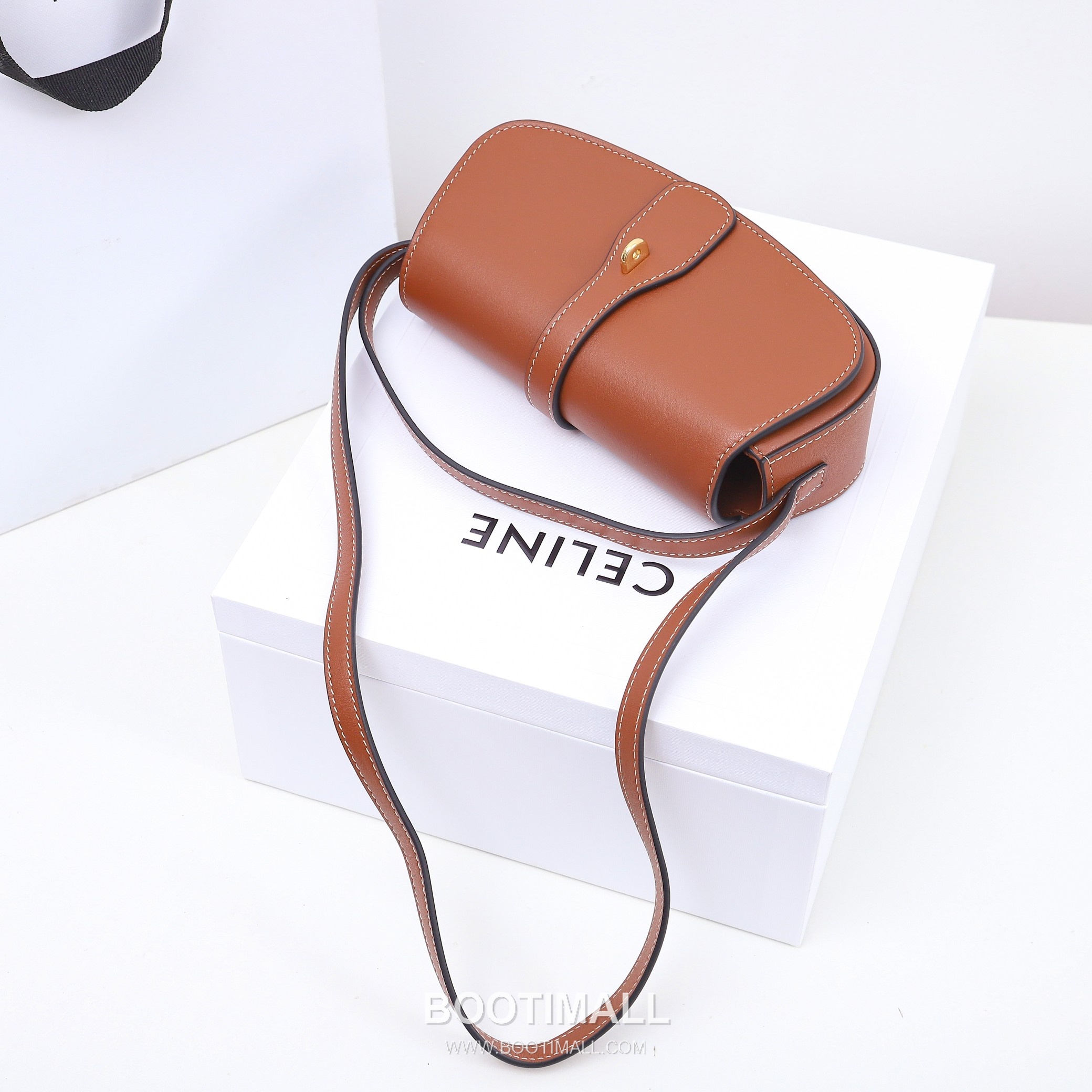 Celine Tabou 101592 Italian Cowhide Brown Clutch Bag 셀린느 타부 101592 이탈리아 소가죽 브라운 클러치백 18cm 16