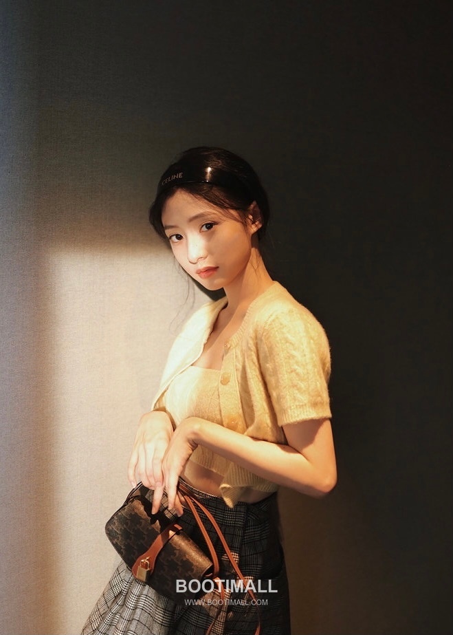 Celine Tabou Clutch Monogram Canvas Leather Bag 셀린느 타부 클러치 모노그램 캔버스 레더 숄더백 18cm 11