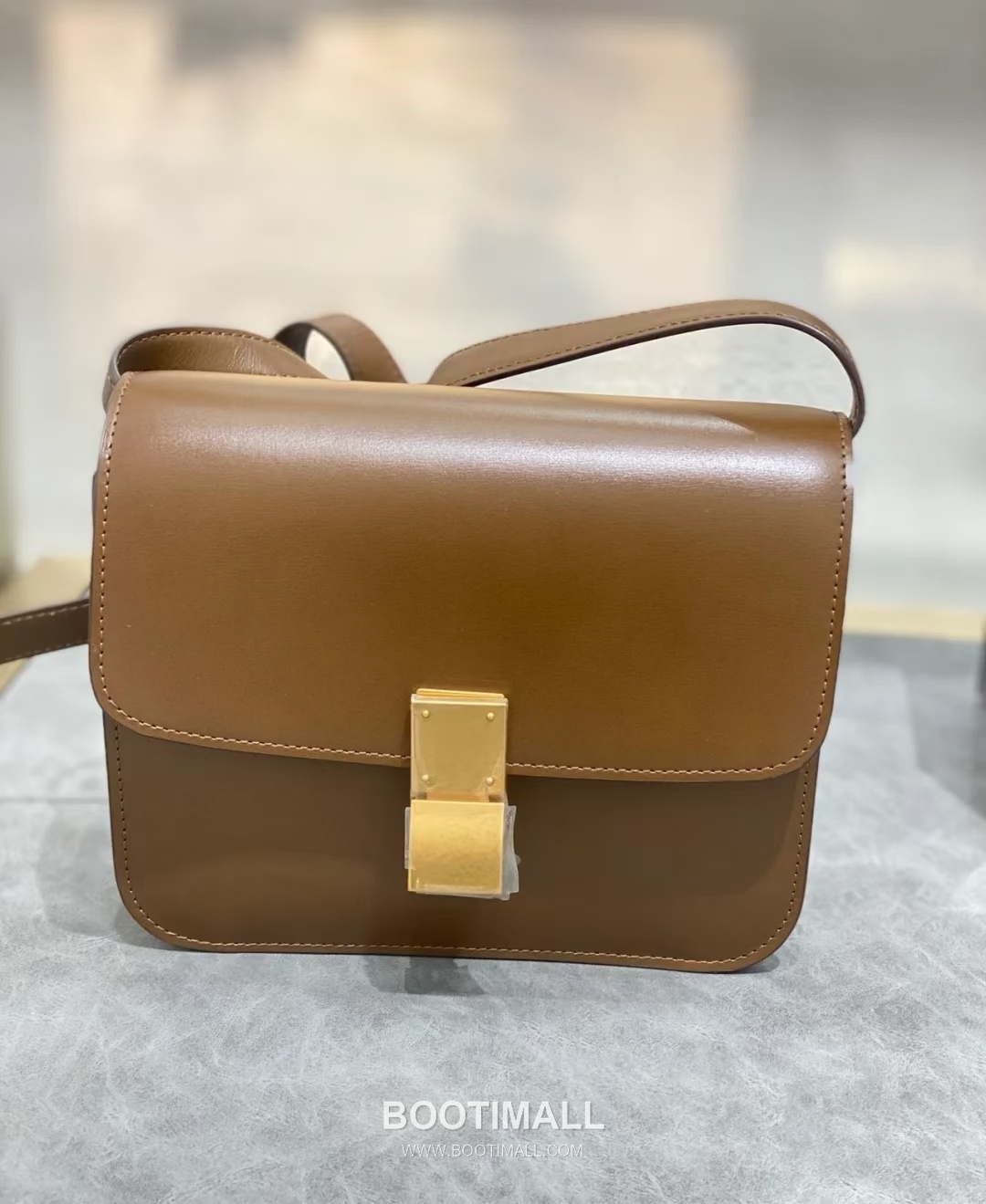 Celine Box 192523 Italian Calfskin Brown Crossbody Bag 셀린느 박스 192523 이탈리아 카프스킨 브라운 크로스백 19cm 9