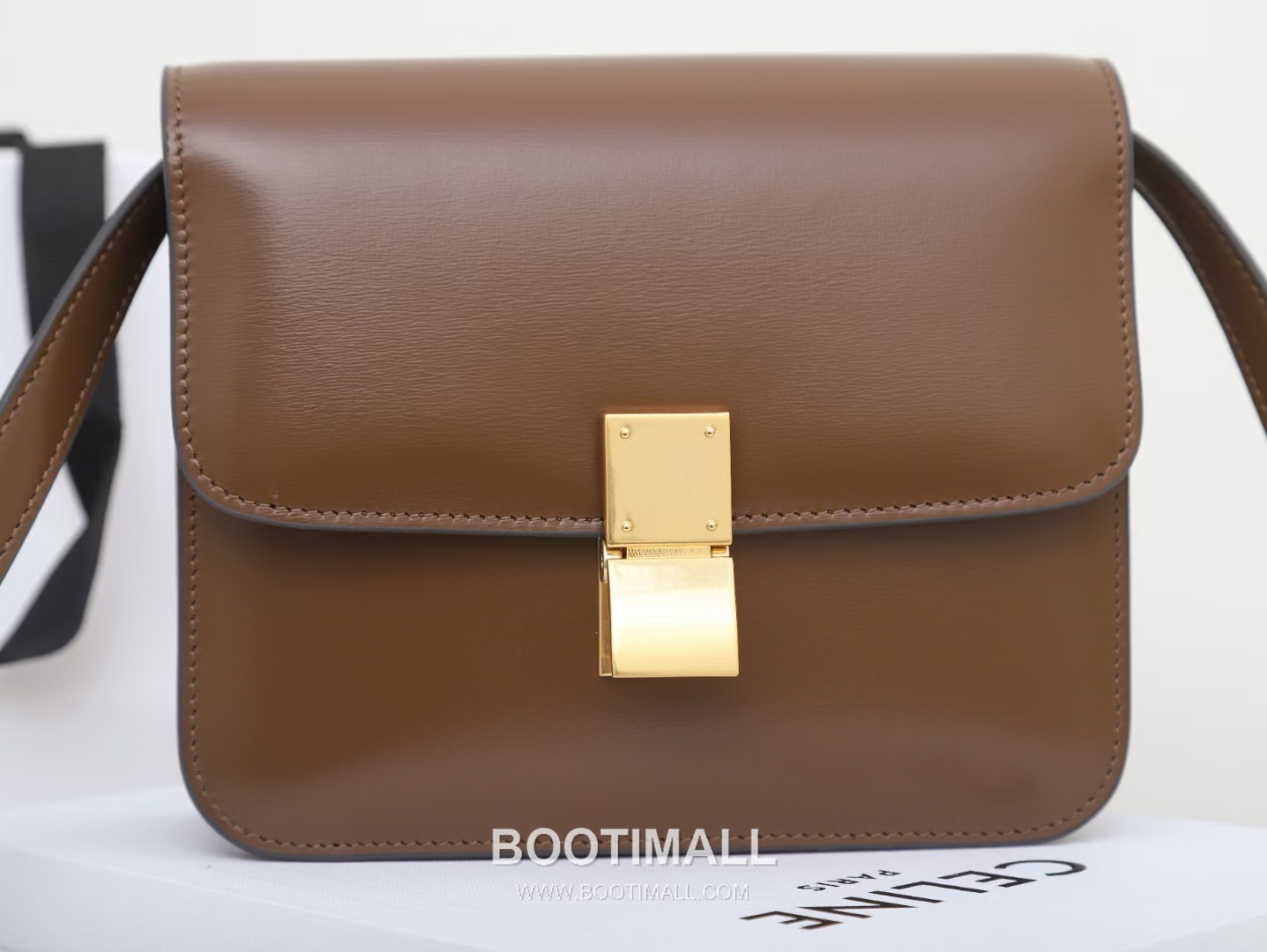 Celine Box 192523 Italian Calfskin Brown Crossbody Bag 셀린느 박스 192523 이탈리아 카프스킨 브라운 크로스백 19cm 14