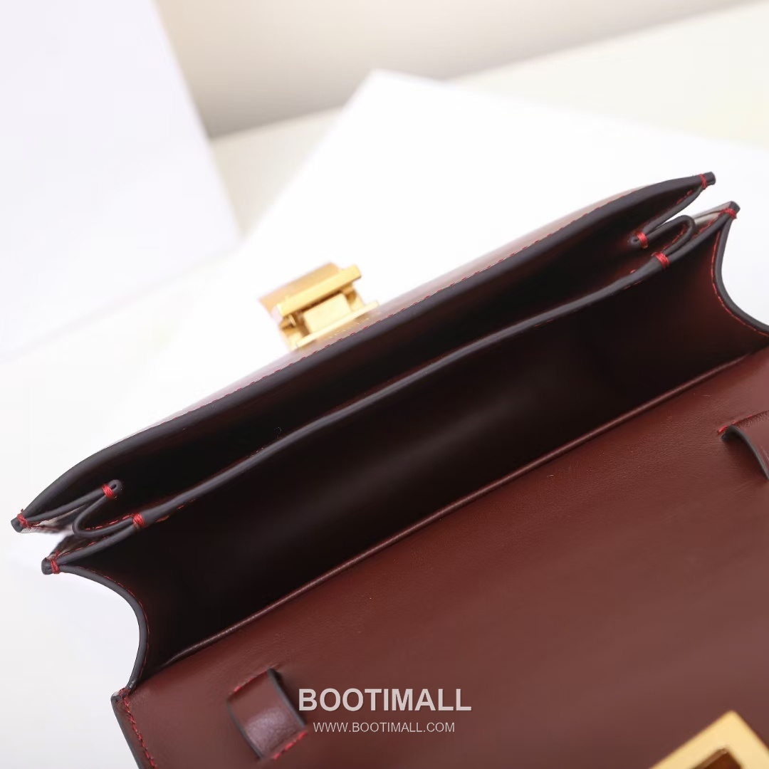 Celine Classic Box Leather Shoulder Bag 셀린느 클래식 박스 레더 숄더백 18.5cm 14