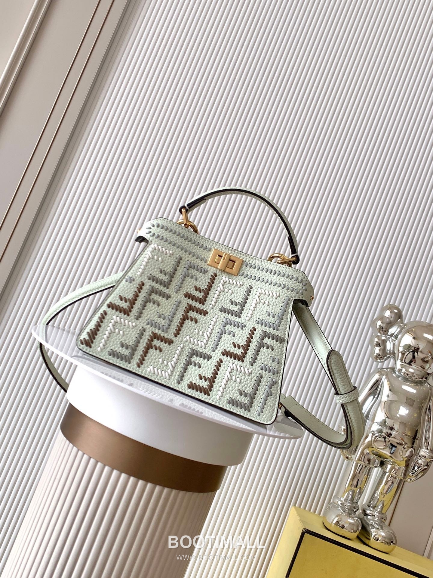 Fendi Peekaboo ISeeU Small Cuoio Romano Leather Bag 펜디 피카부 아이씨유 스몰 쿠오이오 로마노 레더 백 20cm 1