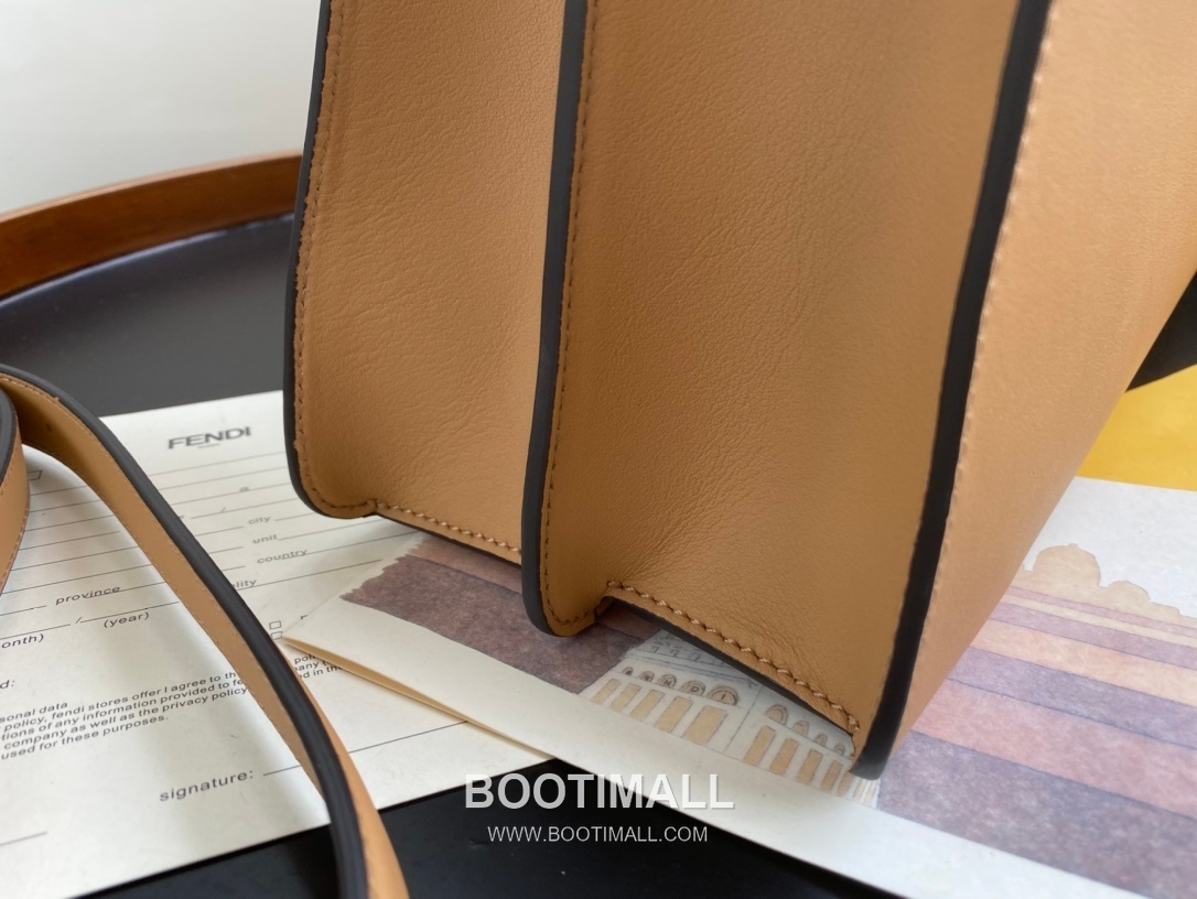 Fendi Peekaboo ISeeU Medium Leather Bag 펜디 피카부 아이씨유 미디엄 레더 백 33.5cm 6