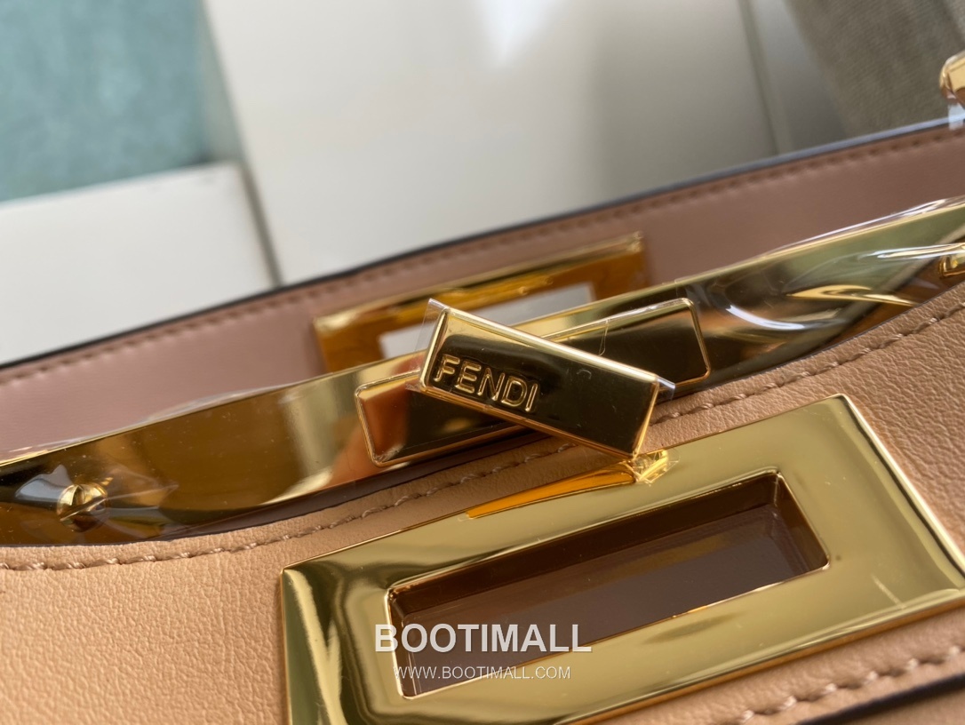 Fendi Peekaboo ISeeU Medium Leather Bag 펜디 피카부 아이씨유 미디엄 레더 백 33.5cm 7