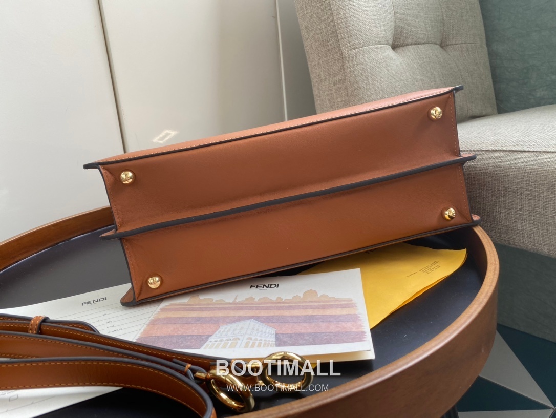 Fendi Peekaboo ISeeU Medium Leather Bag 펜디 피카부 아이씨유 미디엄 레더 백 33.5cm 5