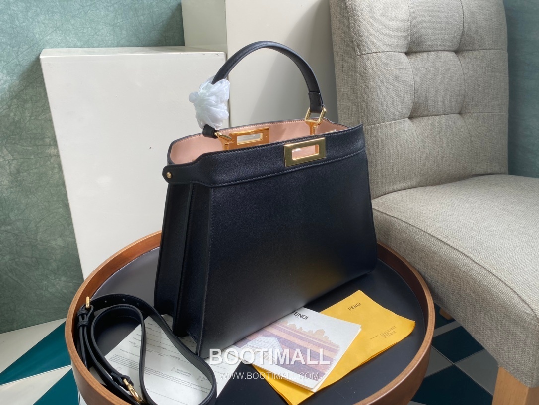 Fendi Peekaboo ISeeU Medium Leather Bag 펜디 피카부 아이씨유 미디엄 레더 백 33.5cm 3