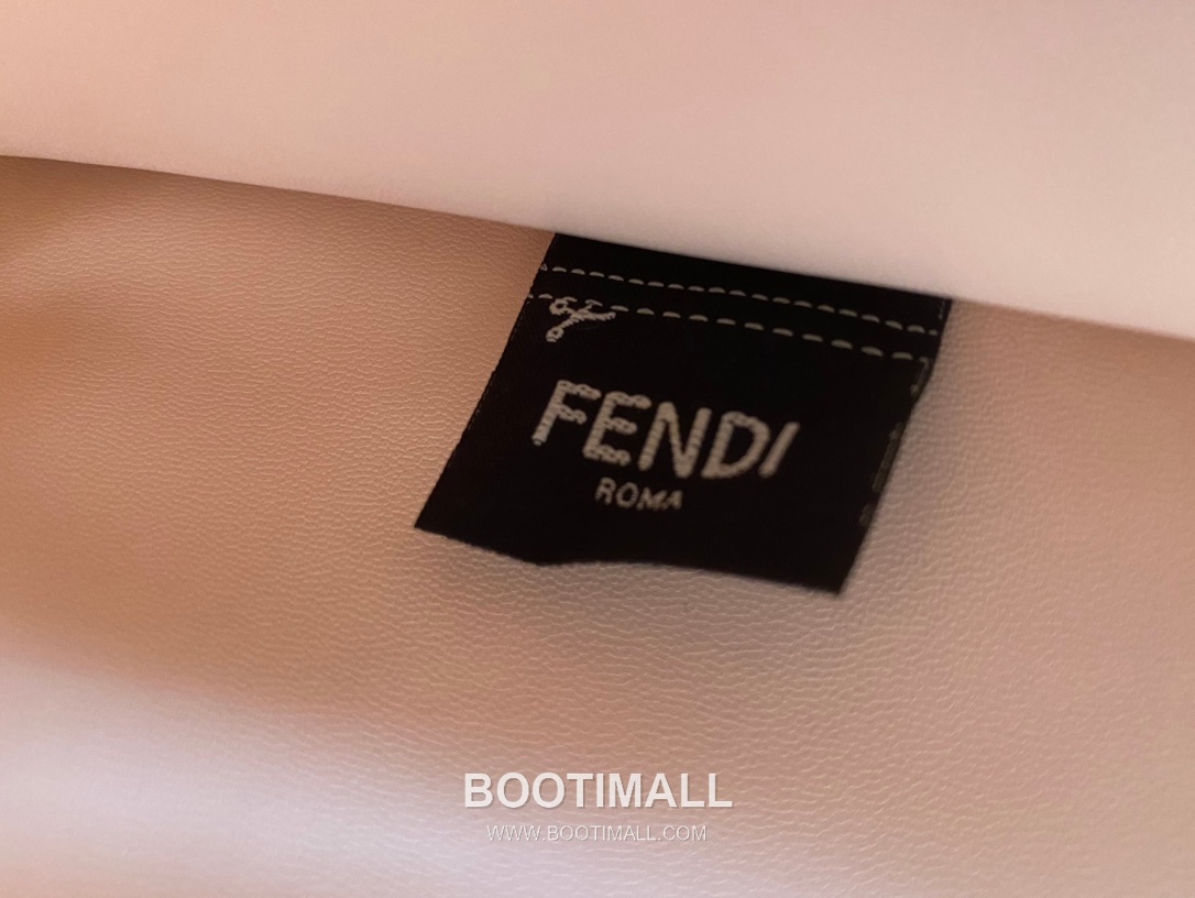 Fendi Peekaboo ISeeU Medium Leather Bag 펜디 피카부 아이씨유 미디엄 레더 백 33.5cm 8